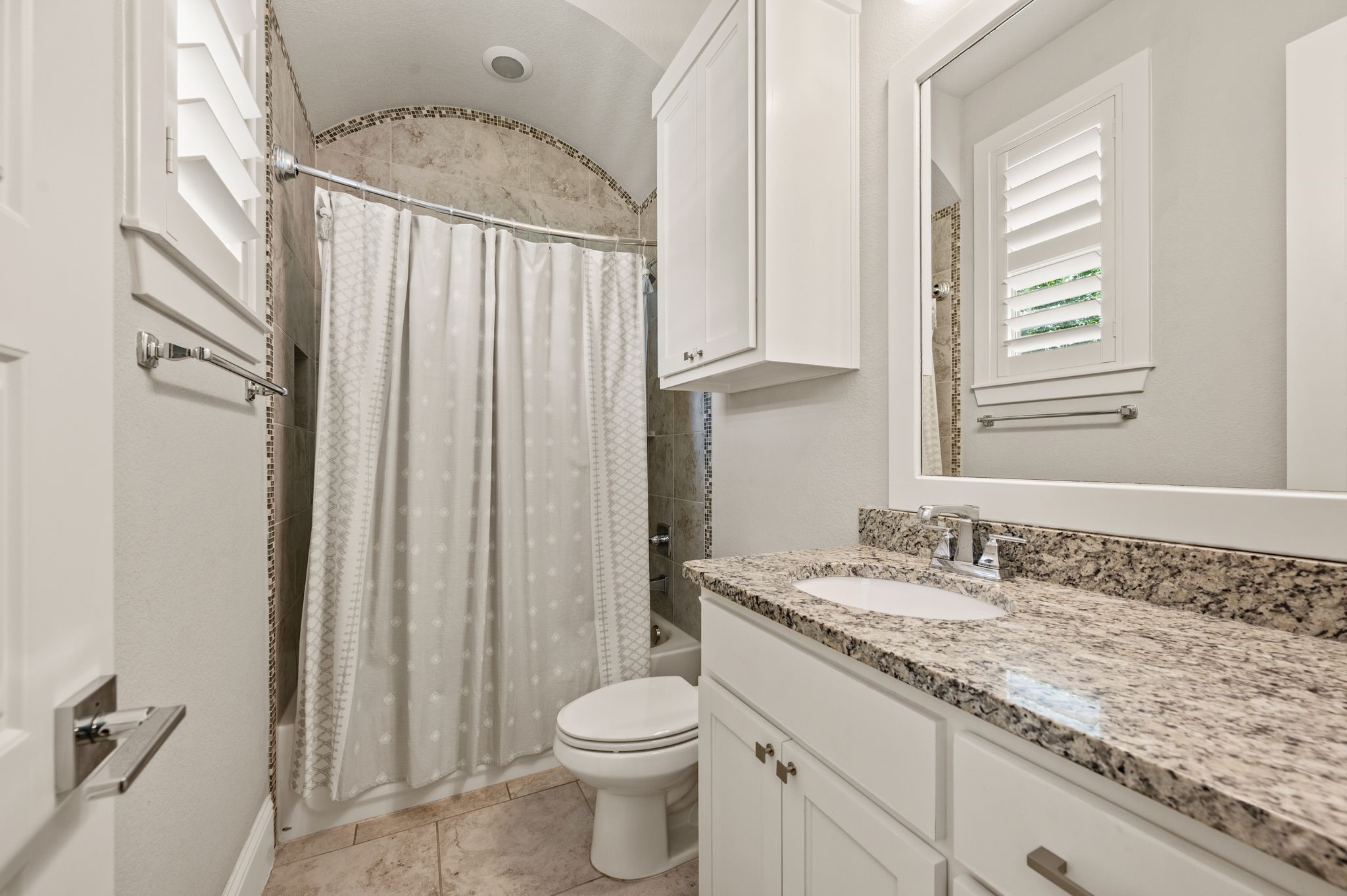 917 Winding Ridge Trail