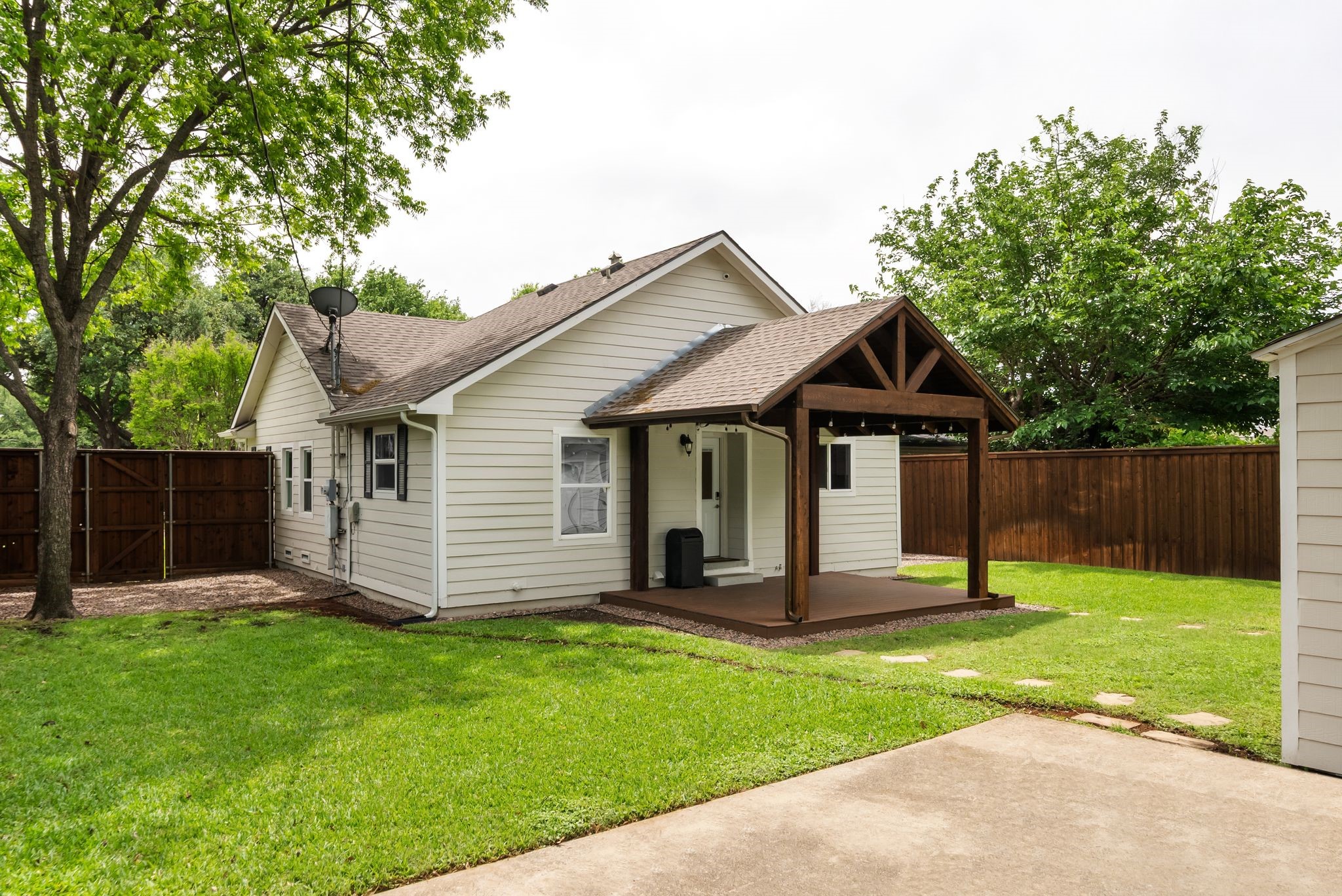 3993 Park Lane