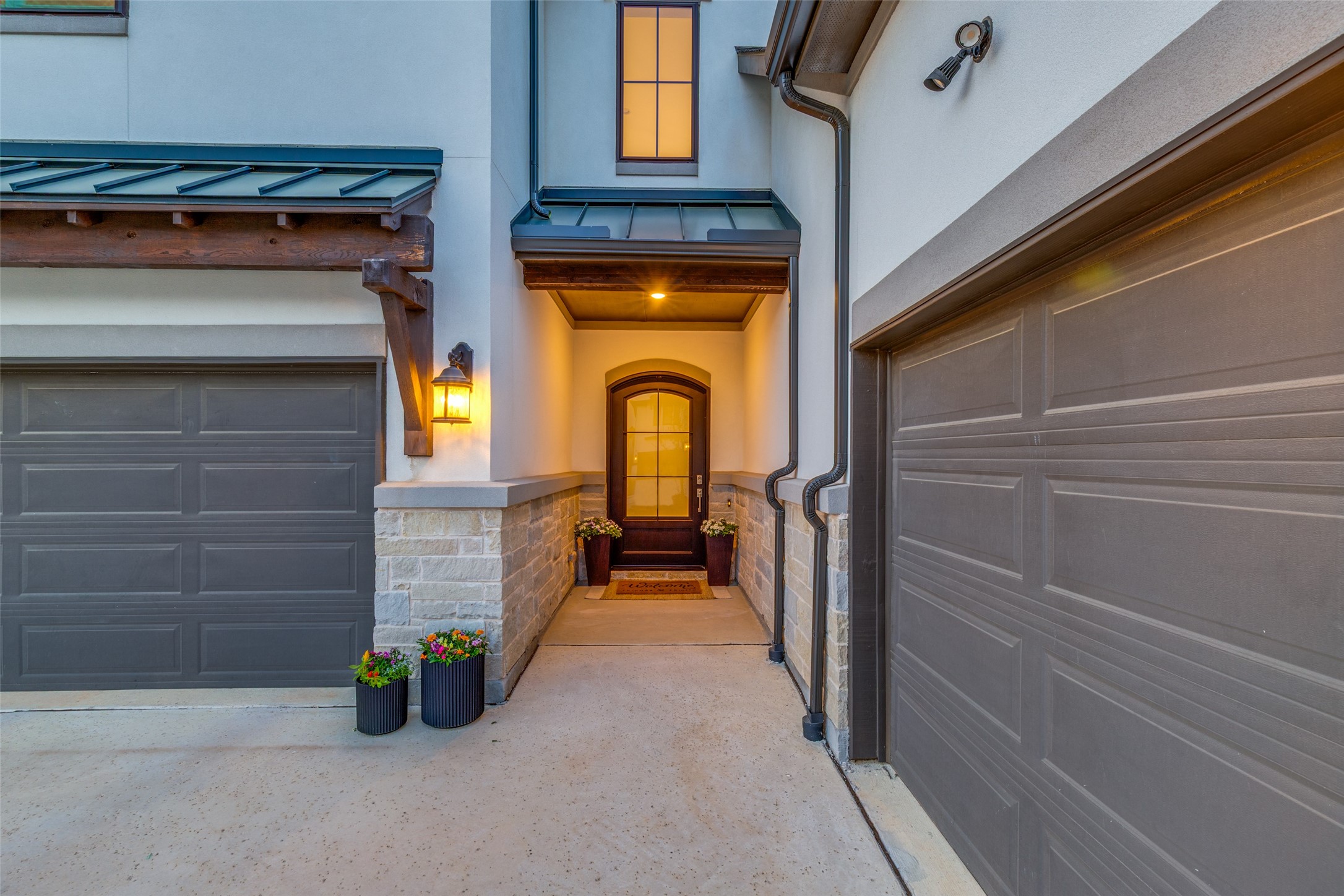3144 Sherlock Lane