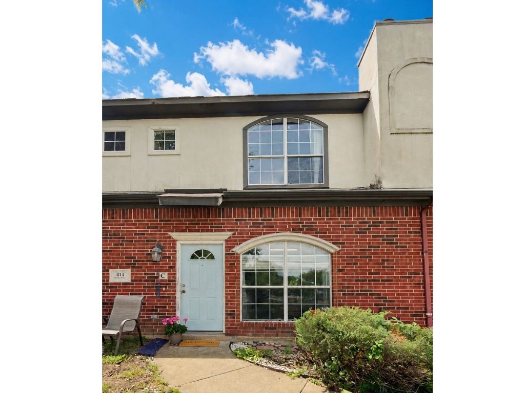 414 Central Park Drive C