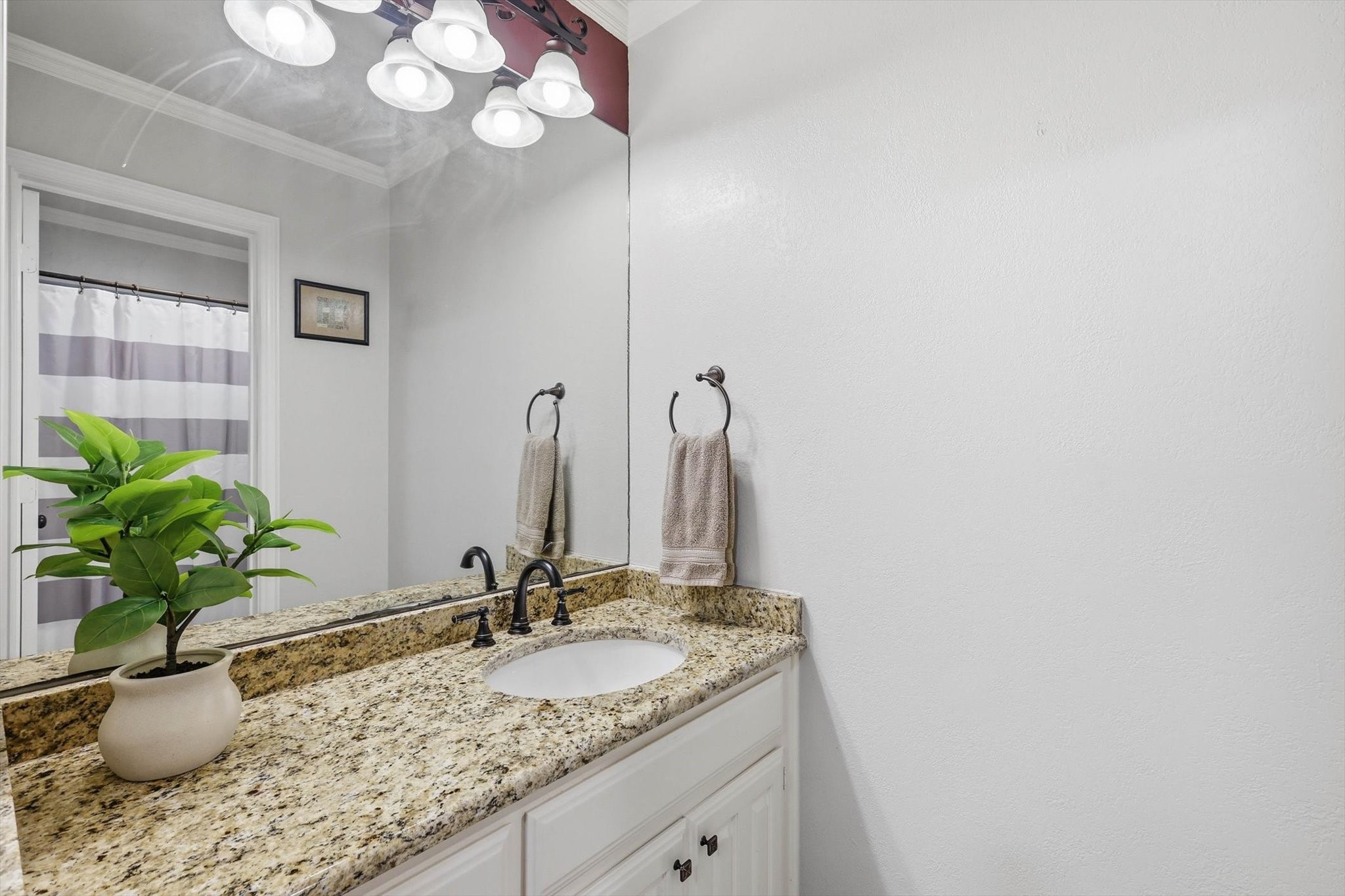 909 Chimney Hill Trail