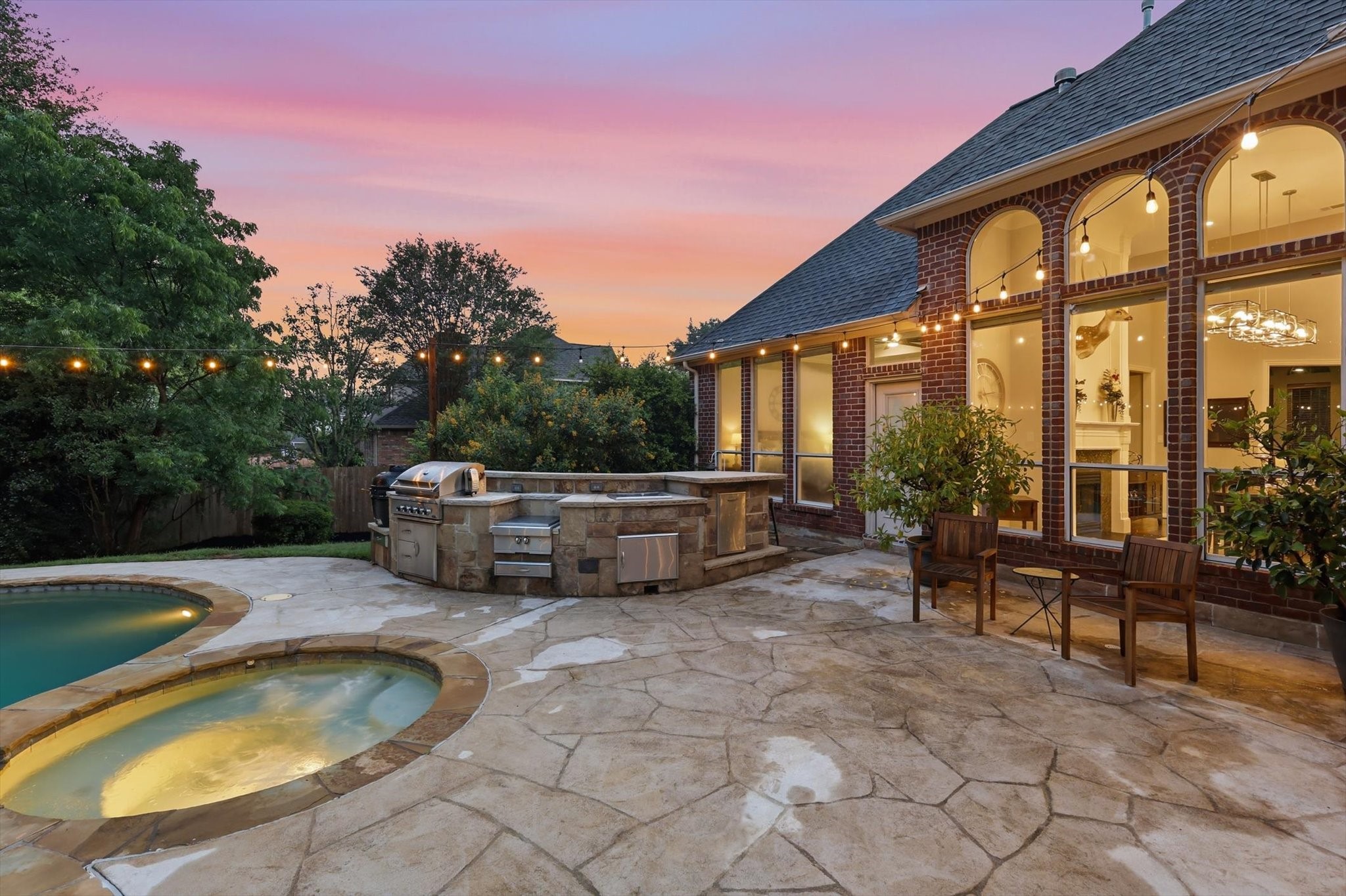 909 Chimney Hill Trail