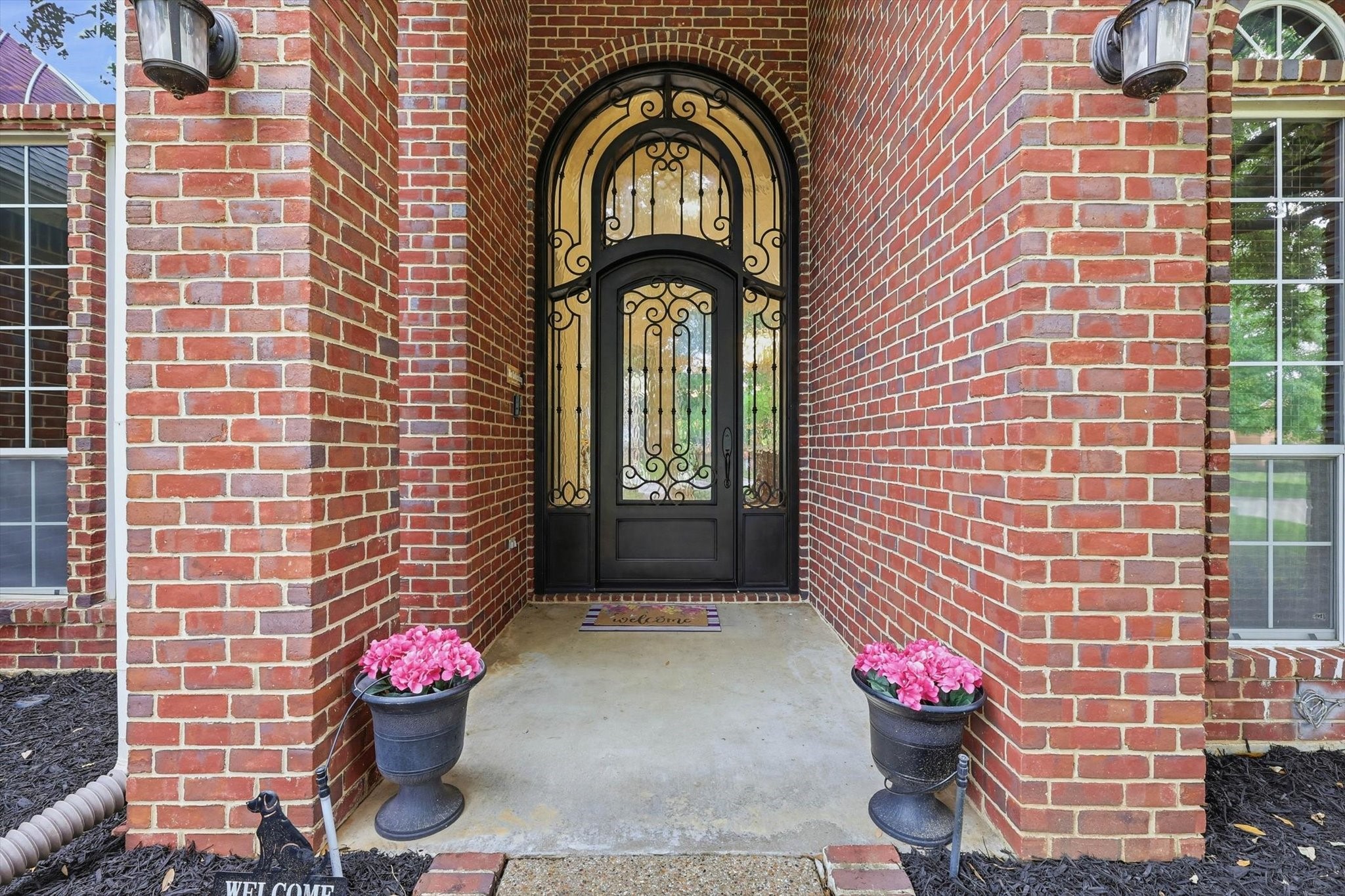 909 Chimney Hill Trail