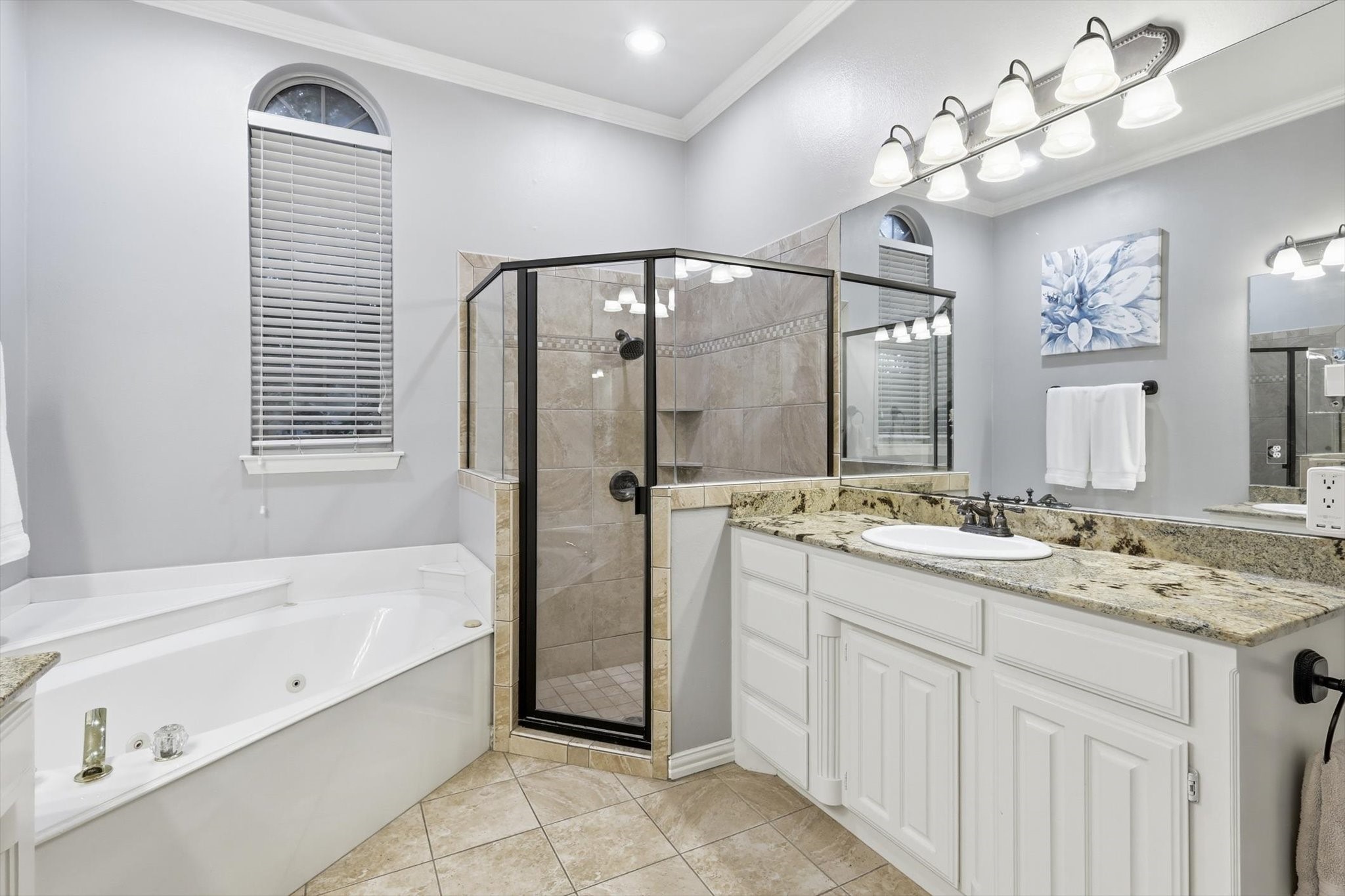 909 Chimney Hill Trail