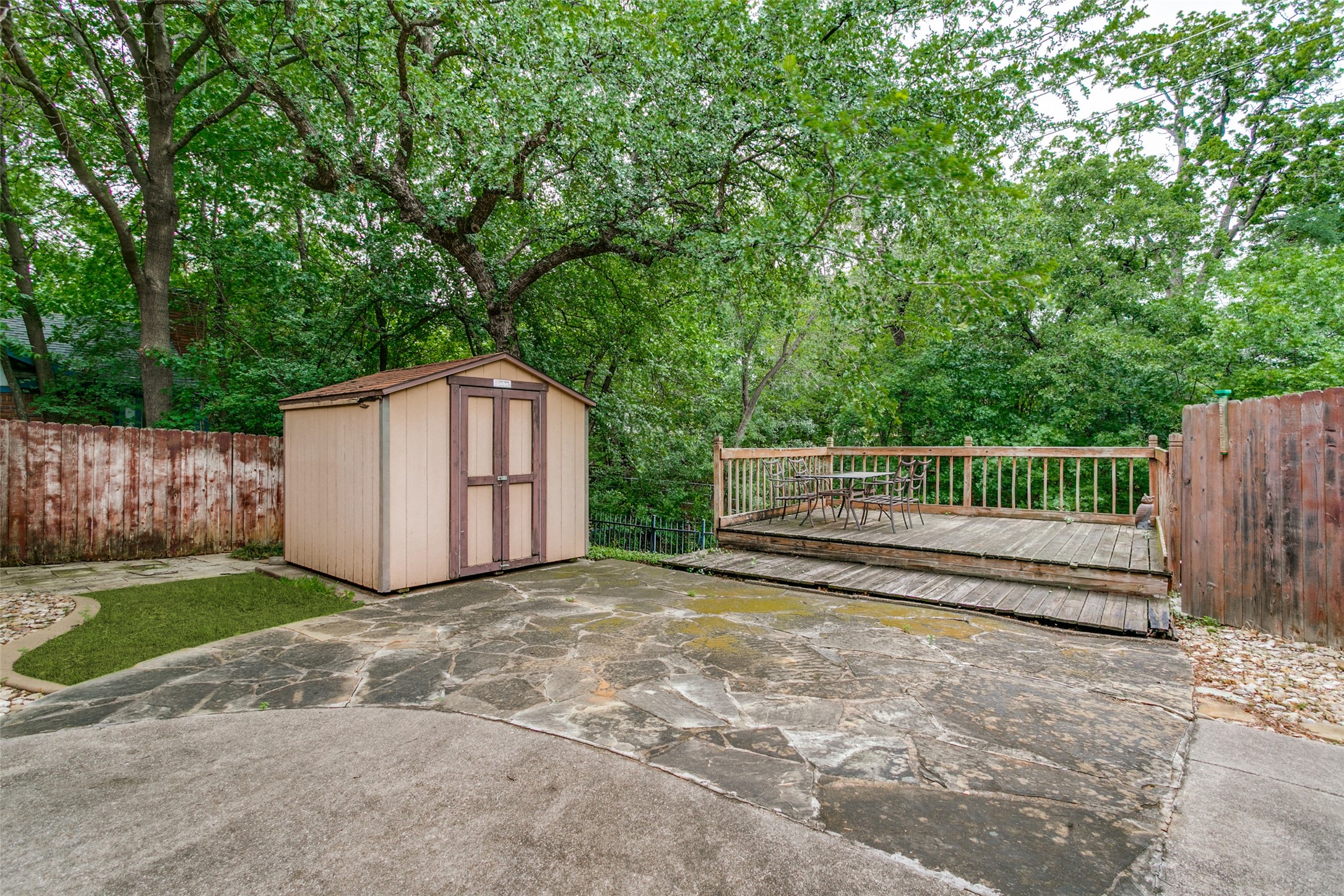 2818 N Creekwood Drive