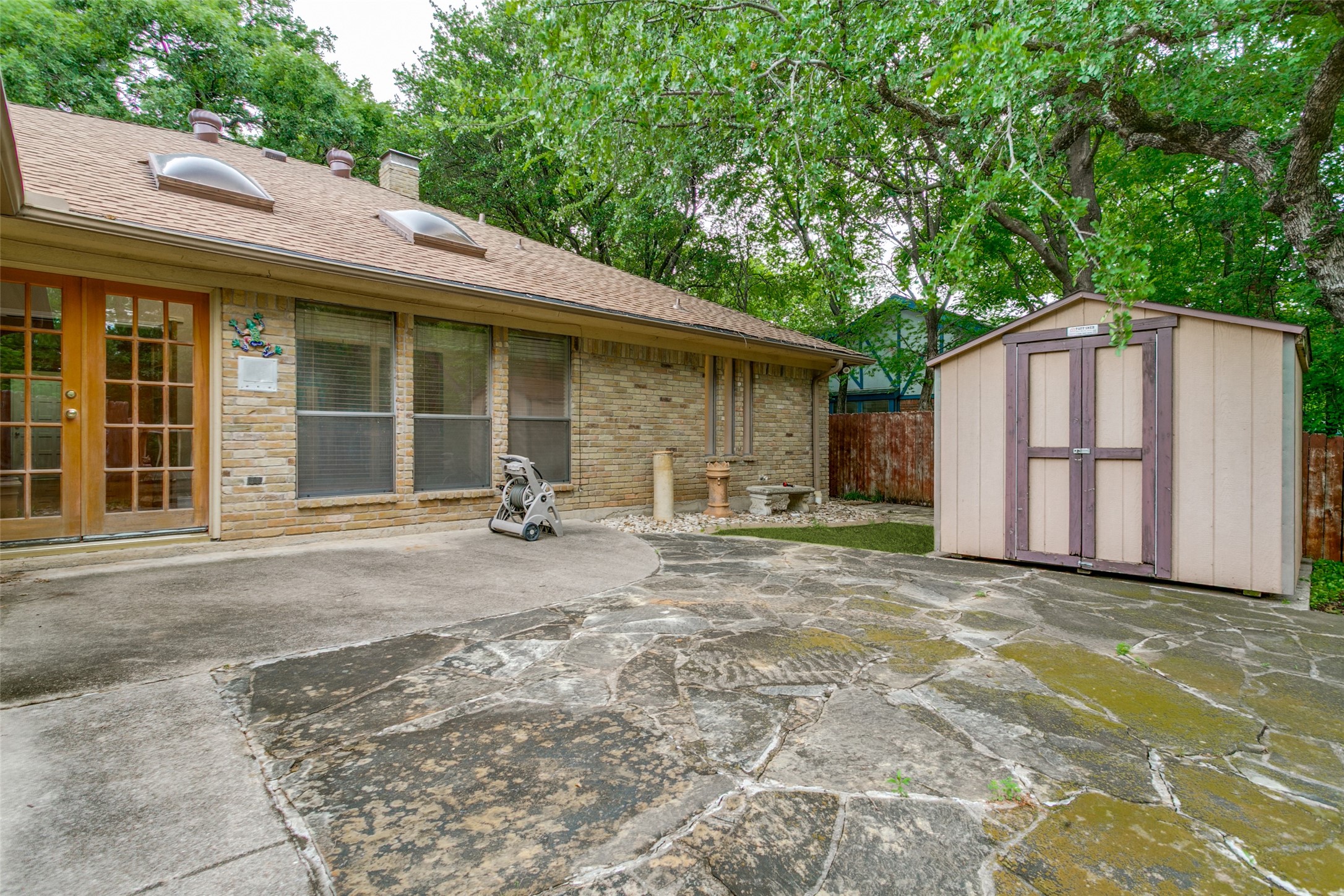 2818 N Creekwood Drive