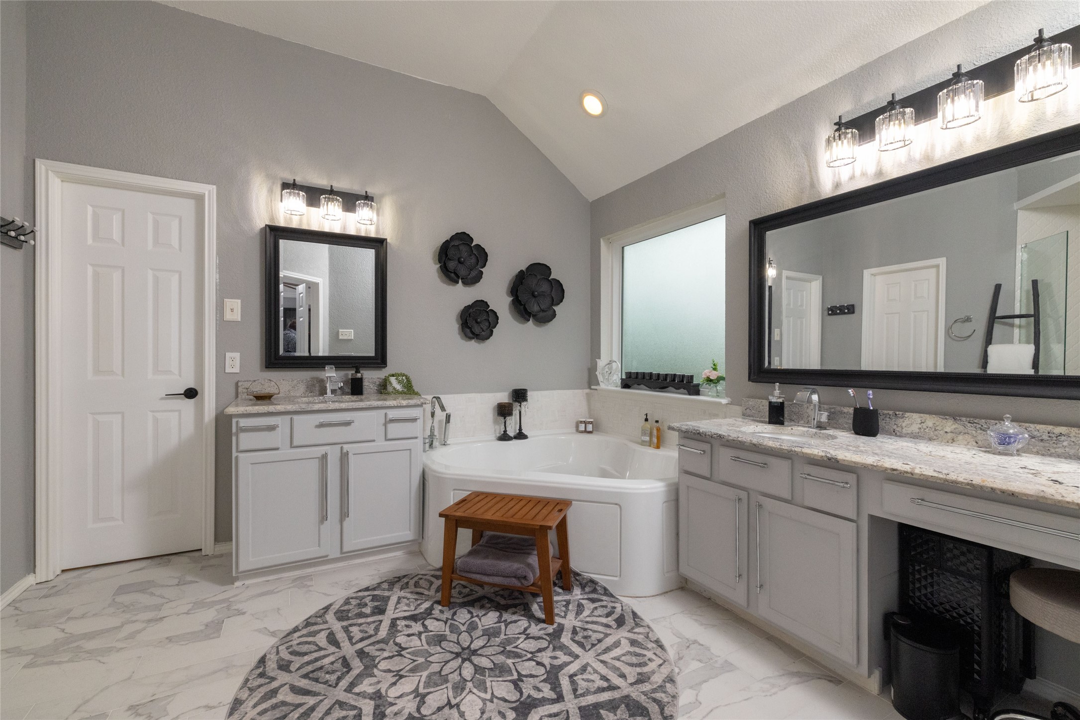 3517 Castlewood Court