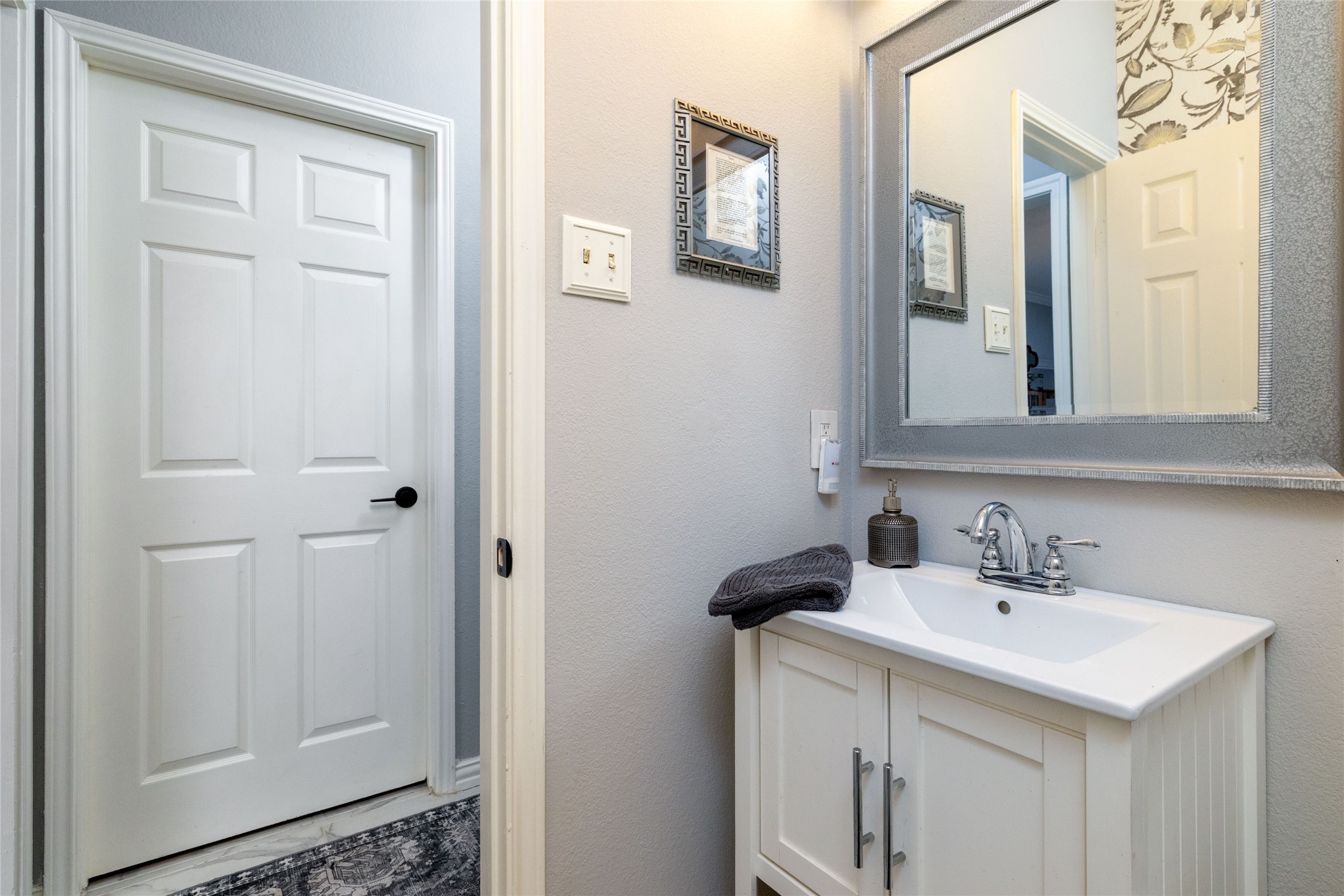 3517 Castlewood Court