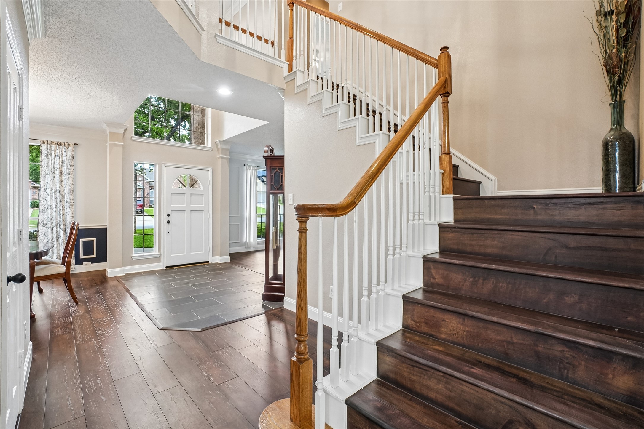 2809 Stonehurst Drive
