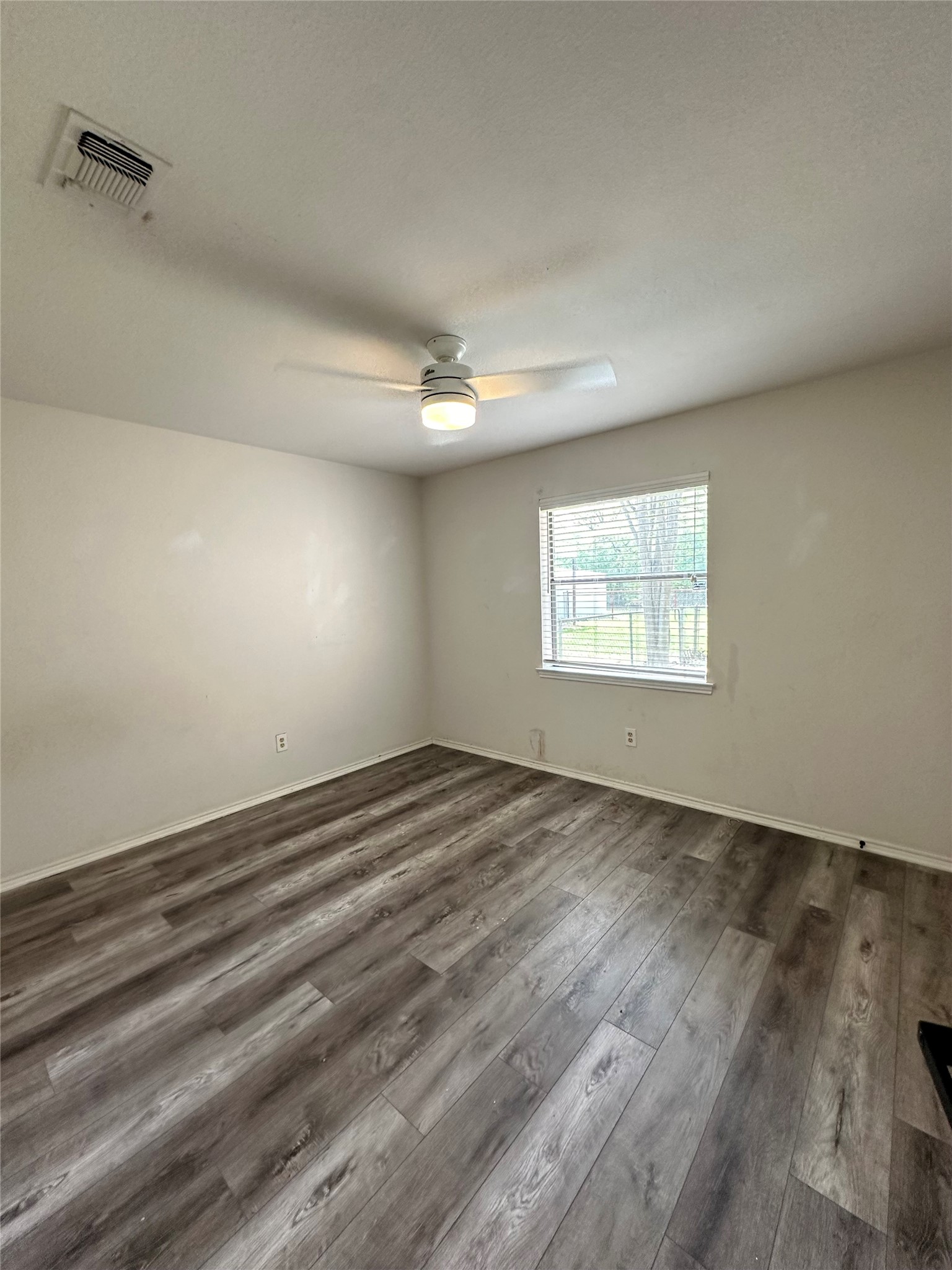 228 S Pearson Lane
