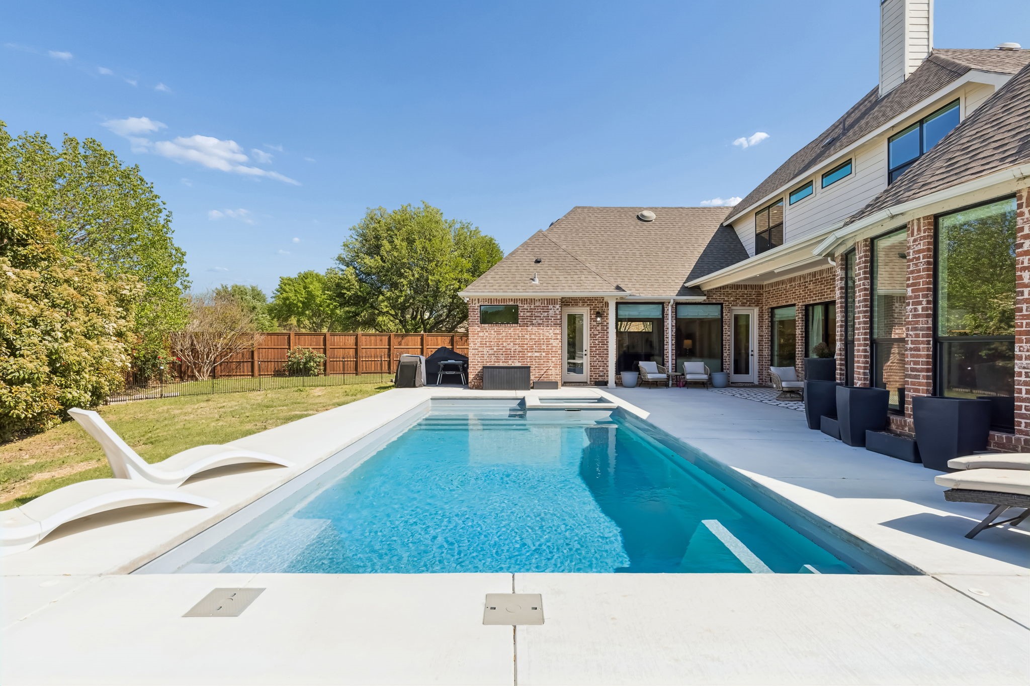 300 Foxborough Lane