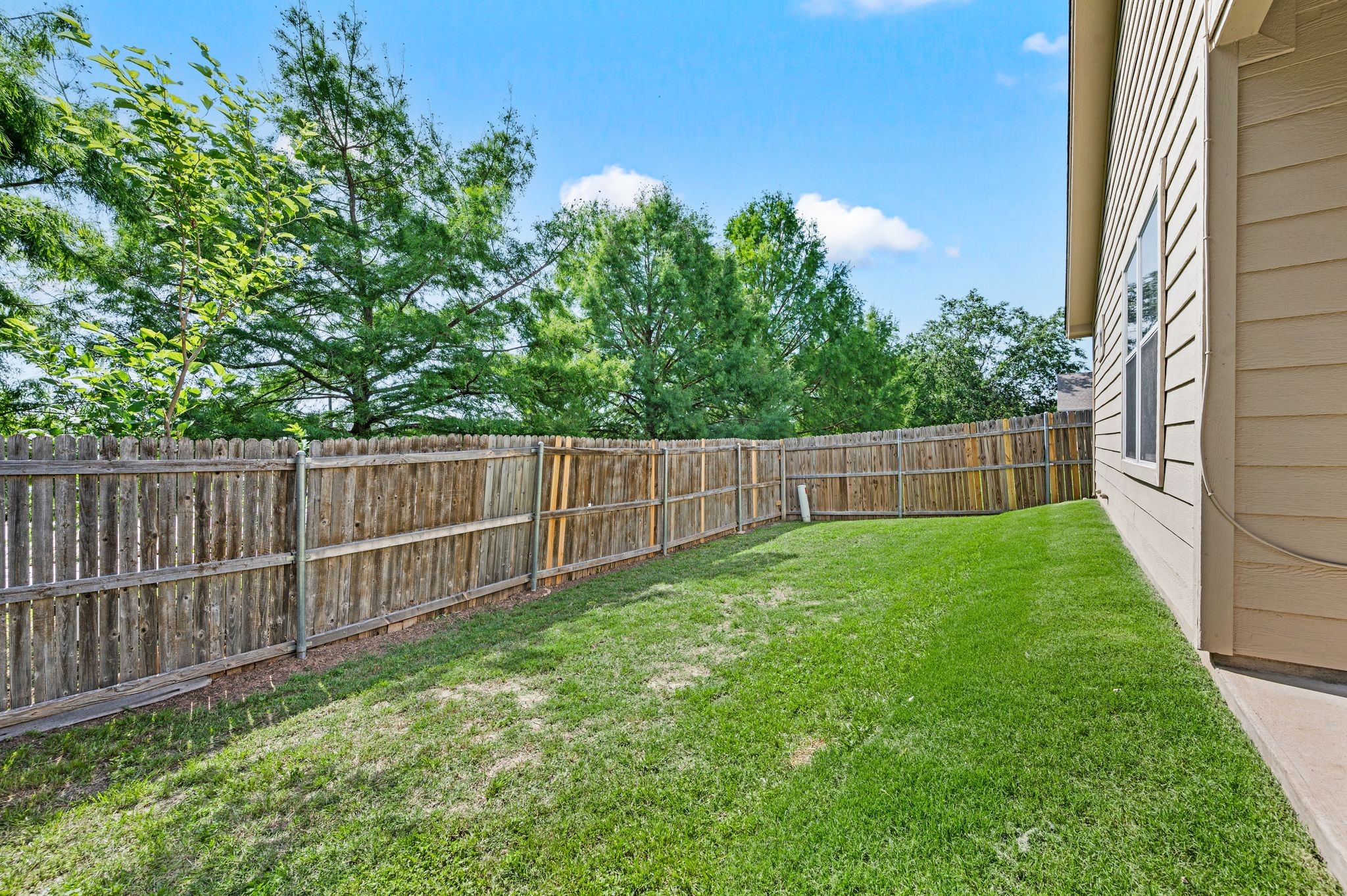 6440 Geneva Lane