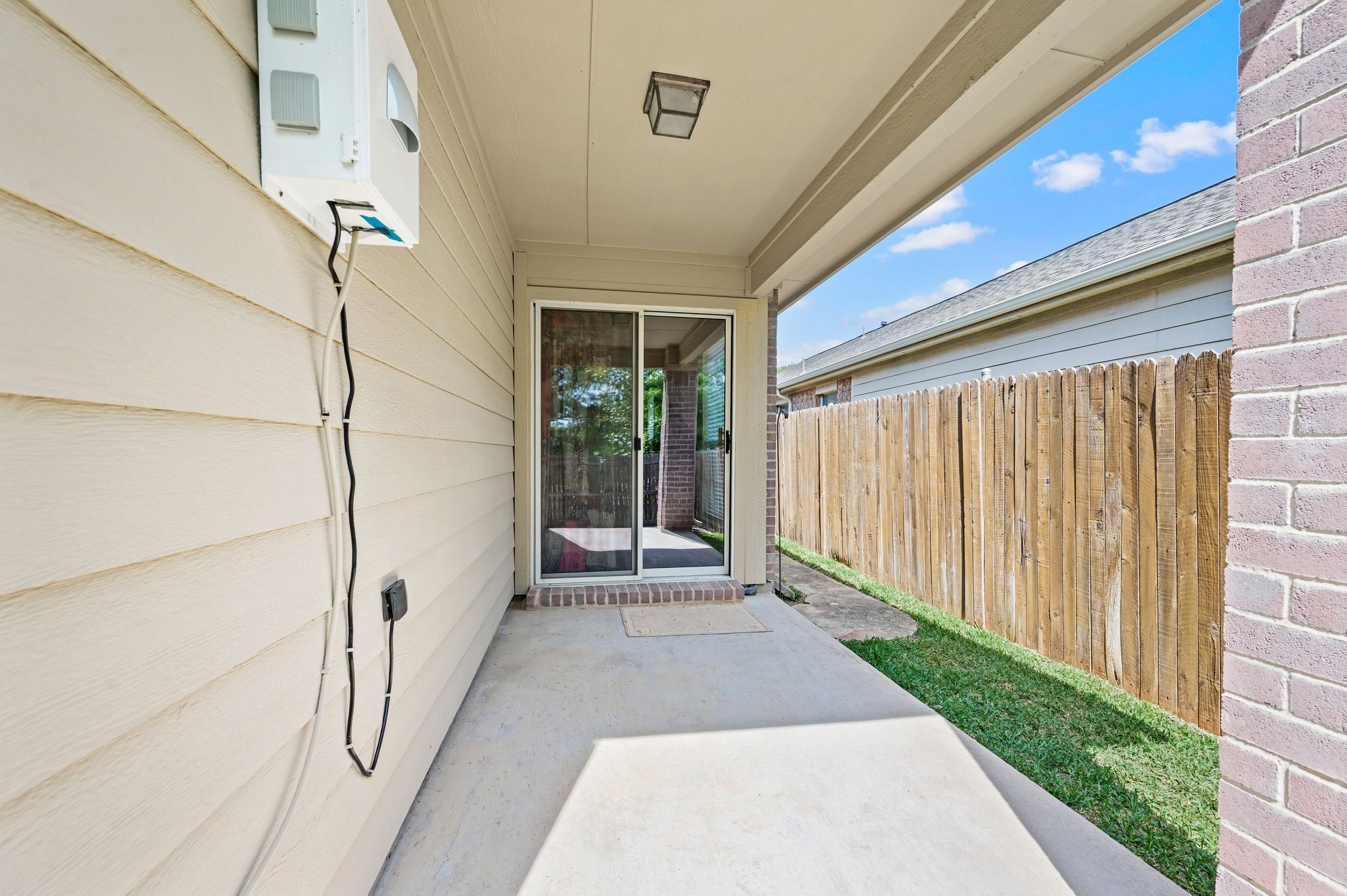 6440 Geneva Lane