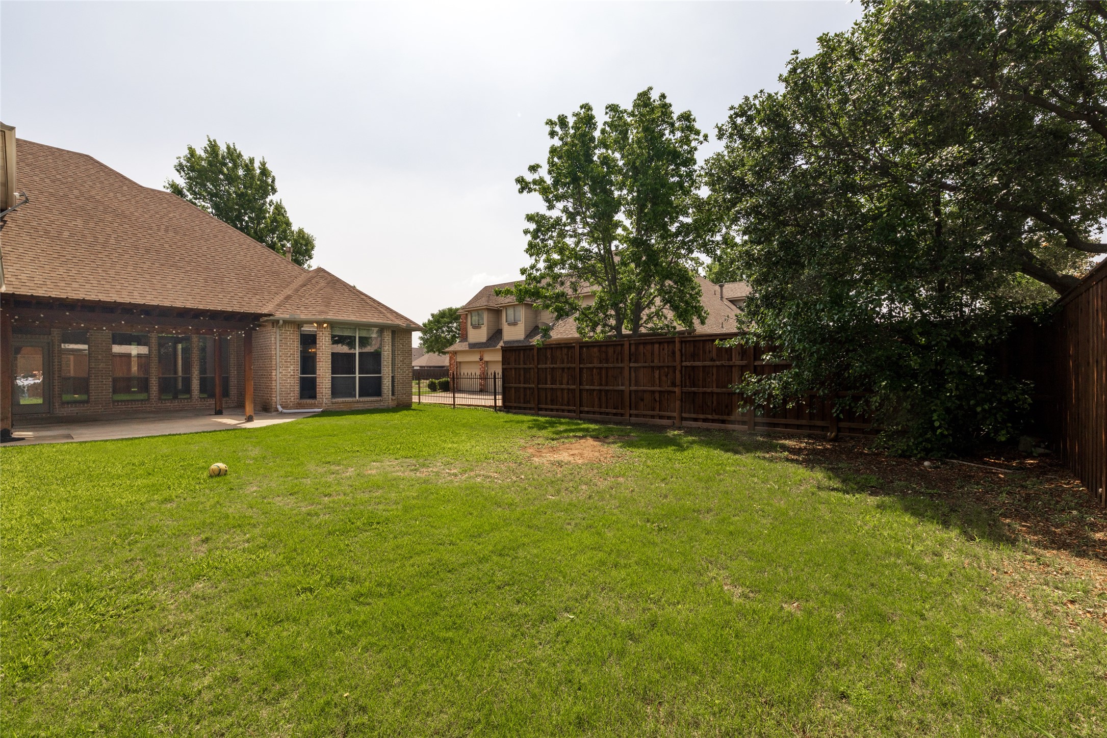 8105 Thornwood Drive