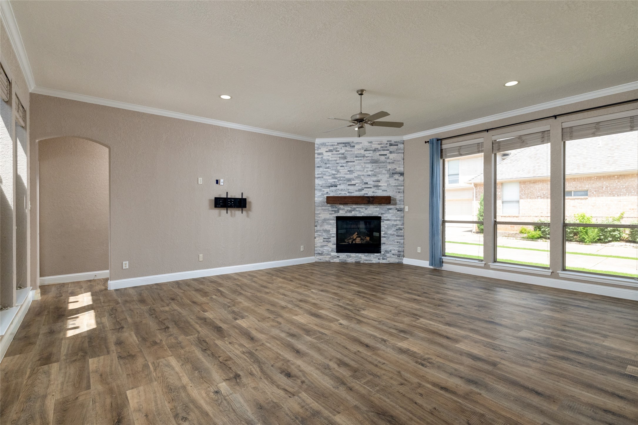 8105 Thornwood Drive