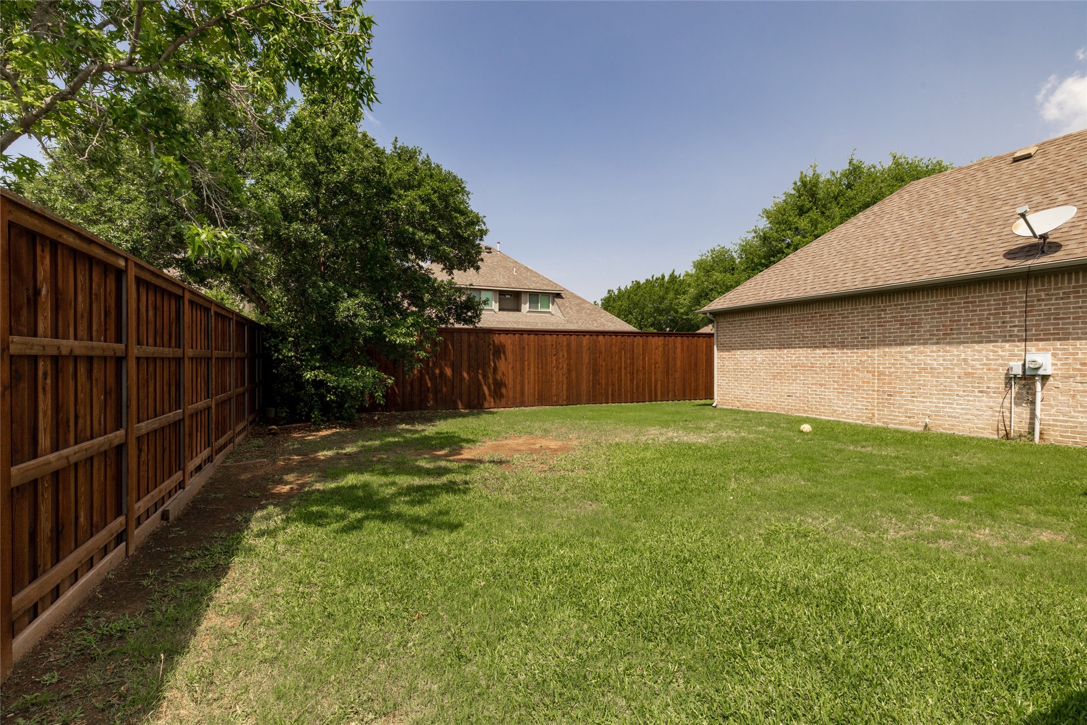 8105 Thornwood Drive