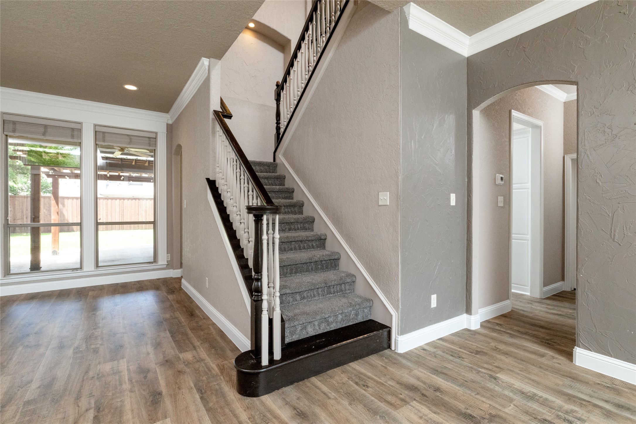 8105 Thornwood Drive