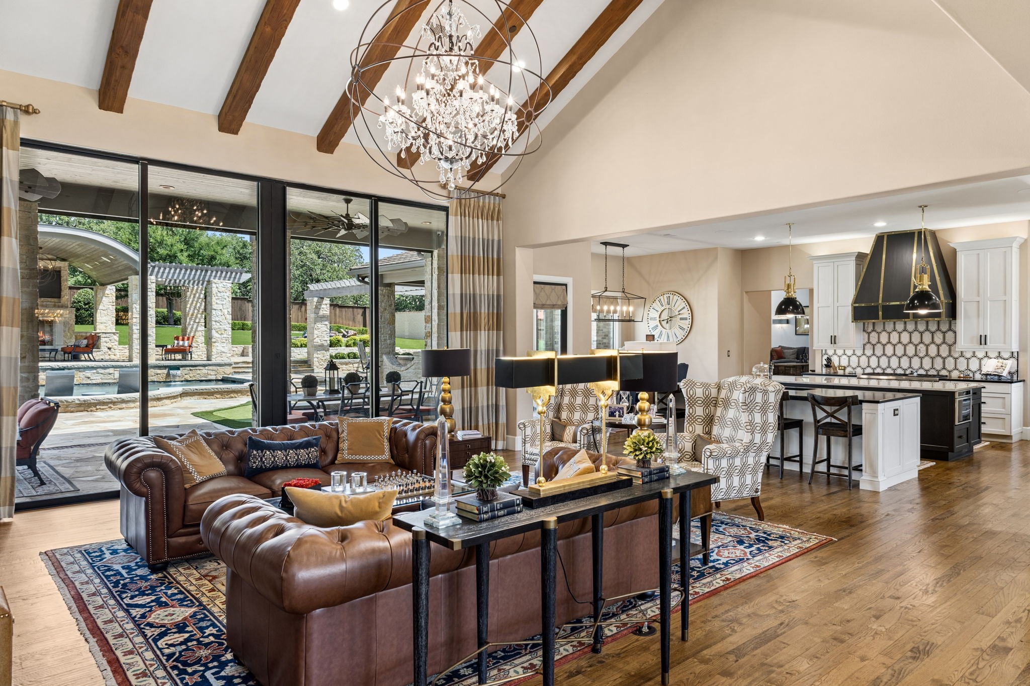 1925 Cielo Court