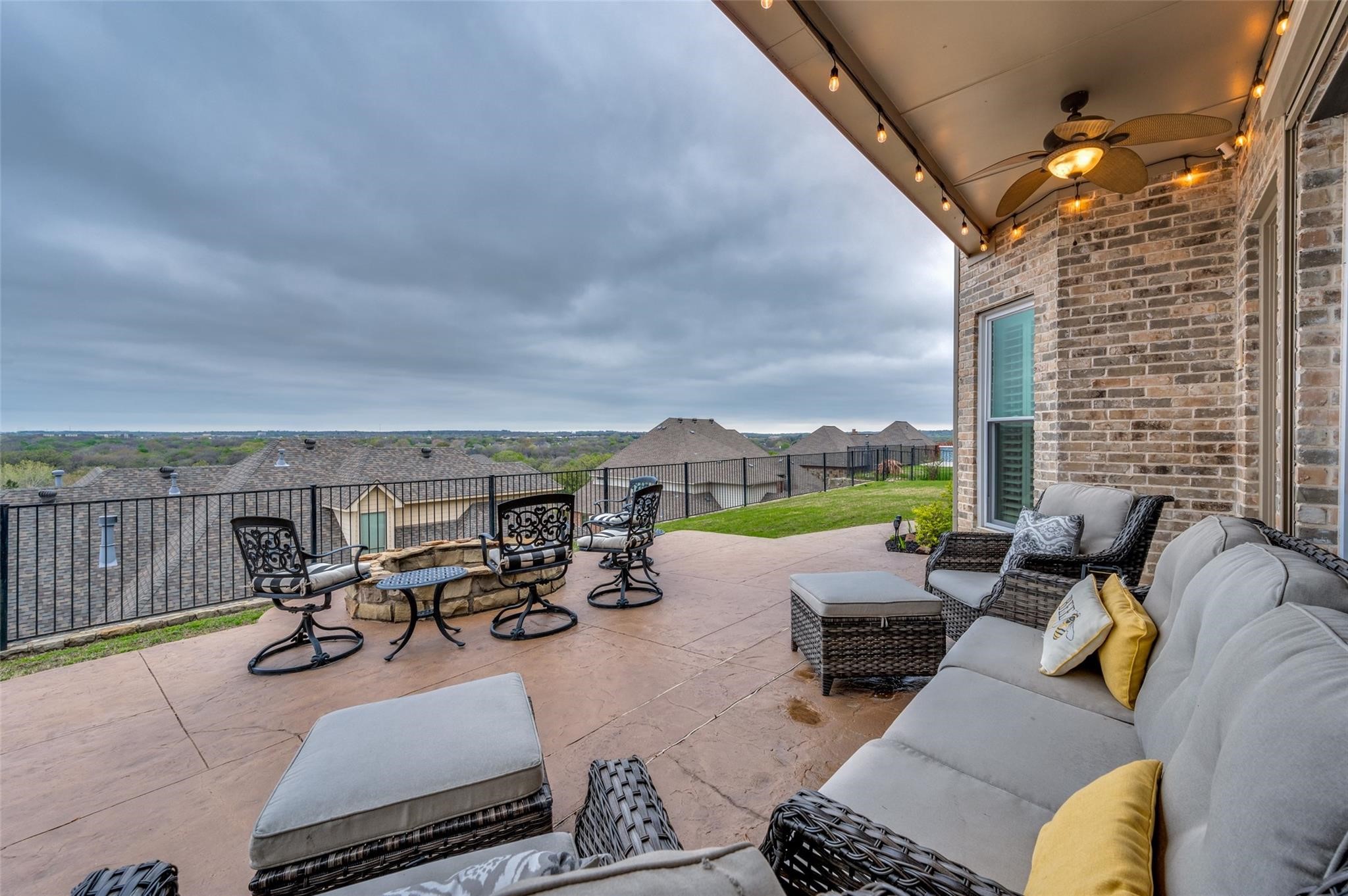 604 Promontory Drive