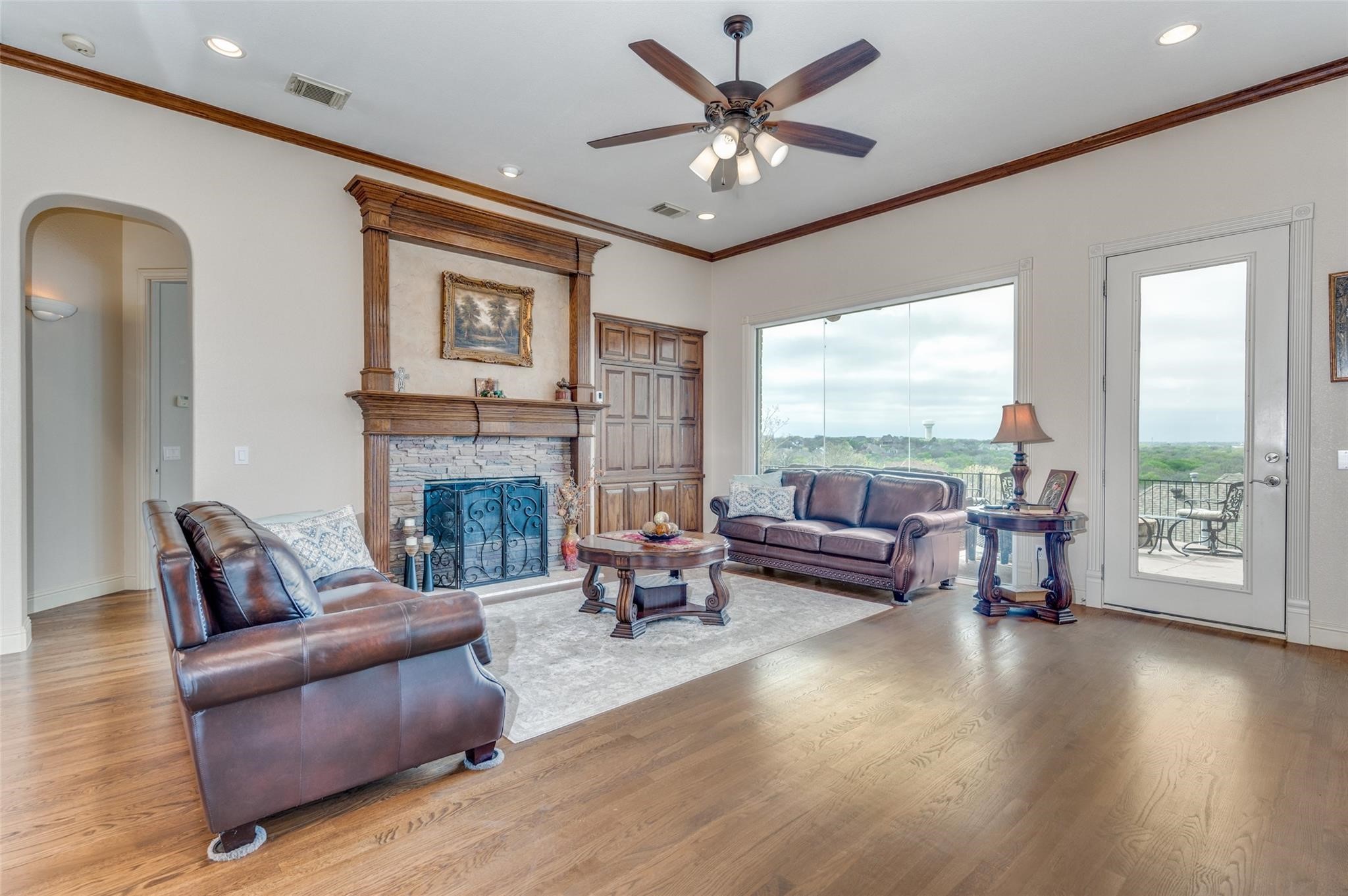 604 Promontory Drive
