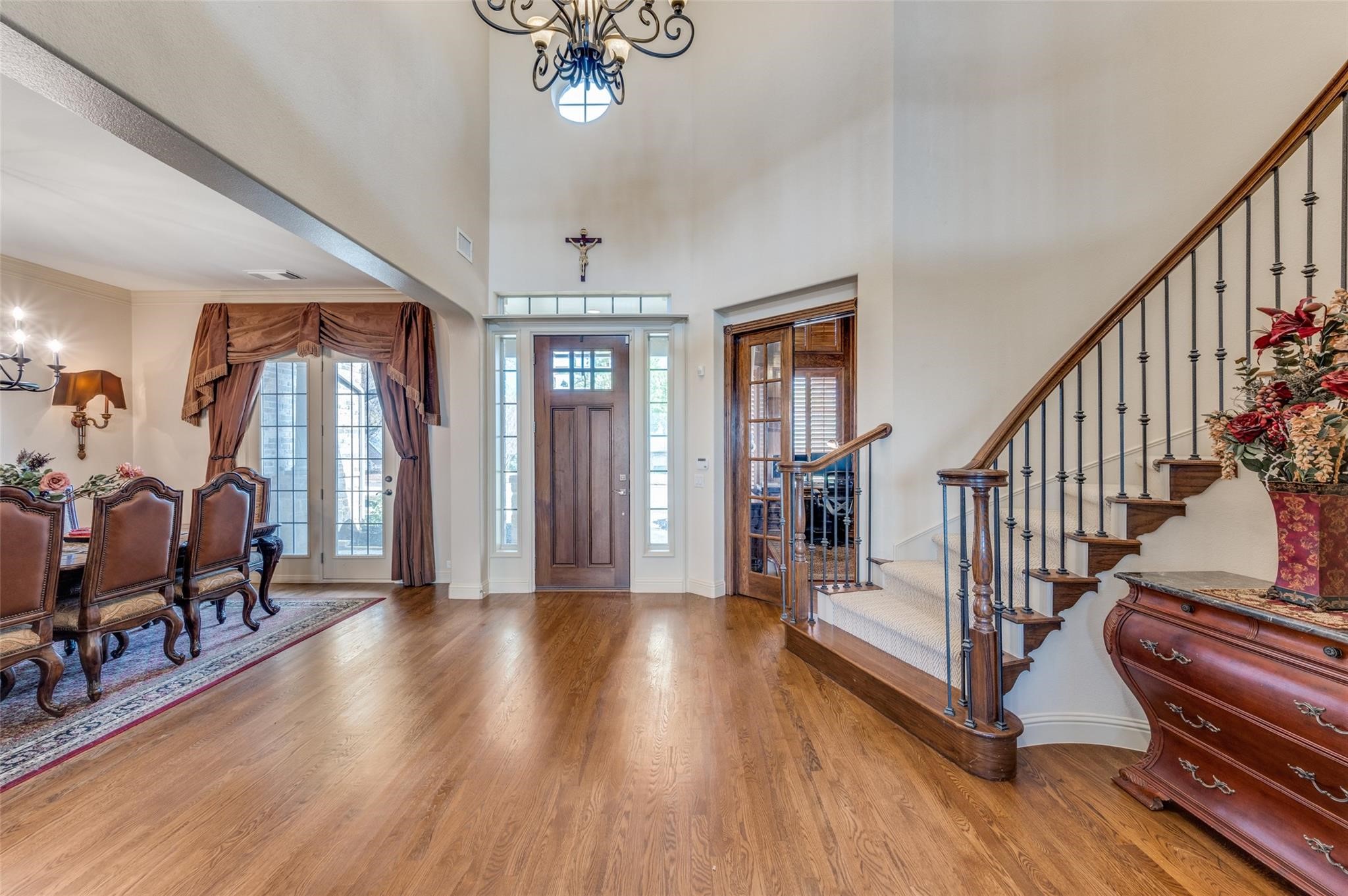 604 Promontory Drive