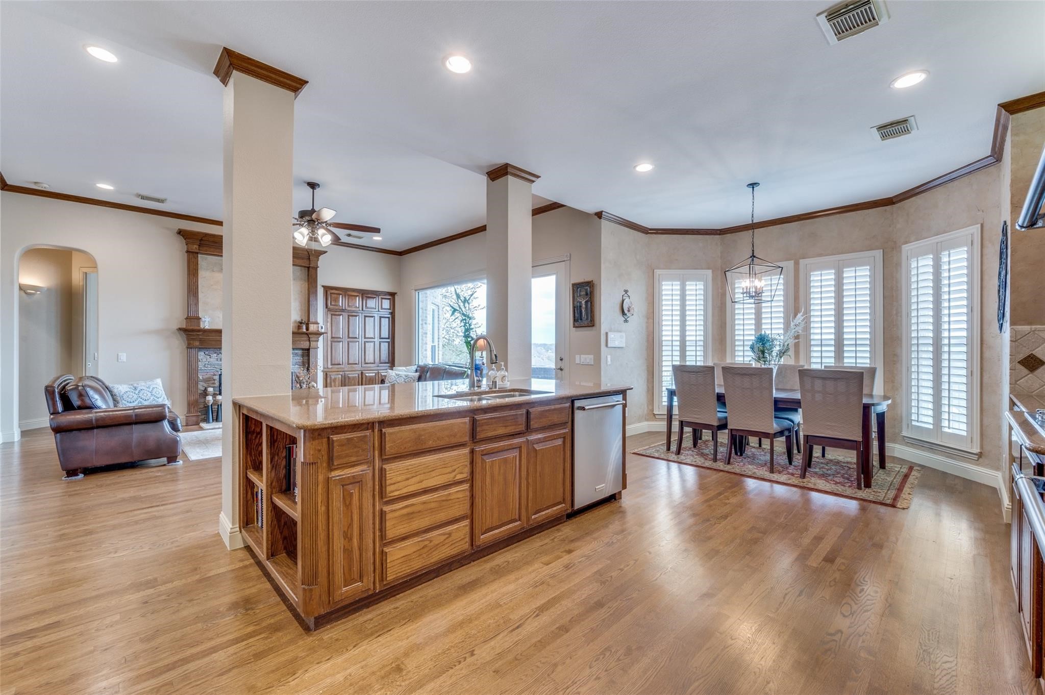 604 Promontory Drive