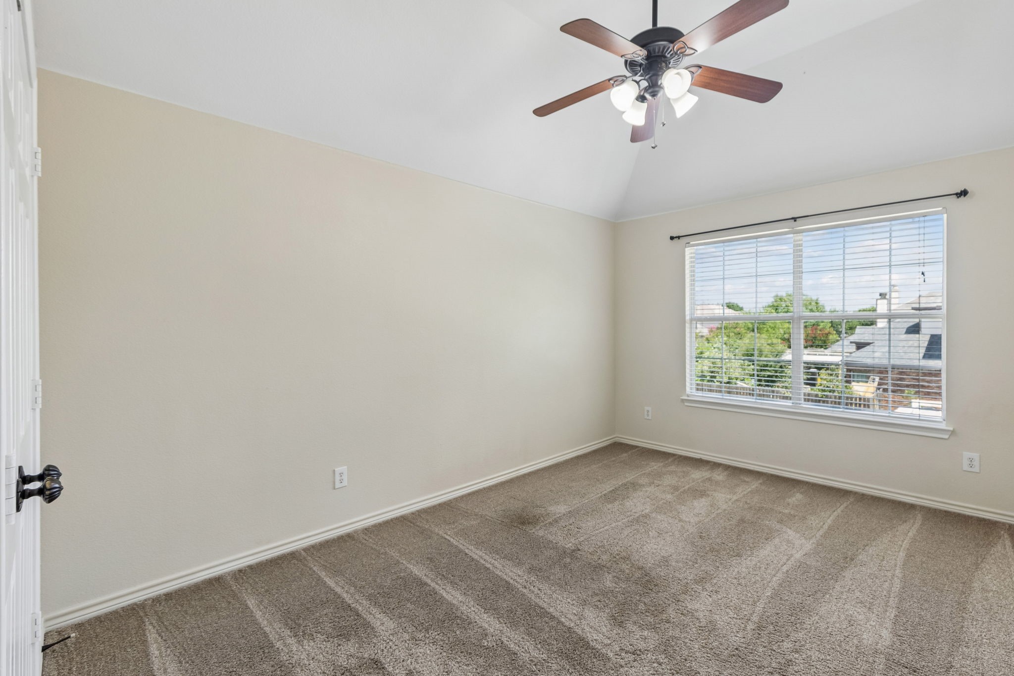 11901 Summerwind Drive