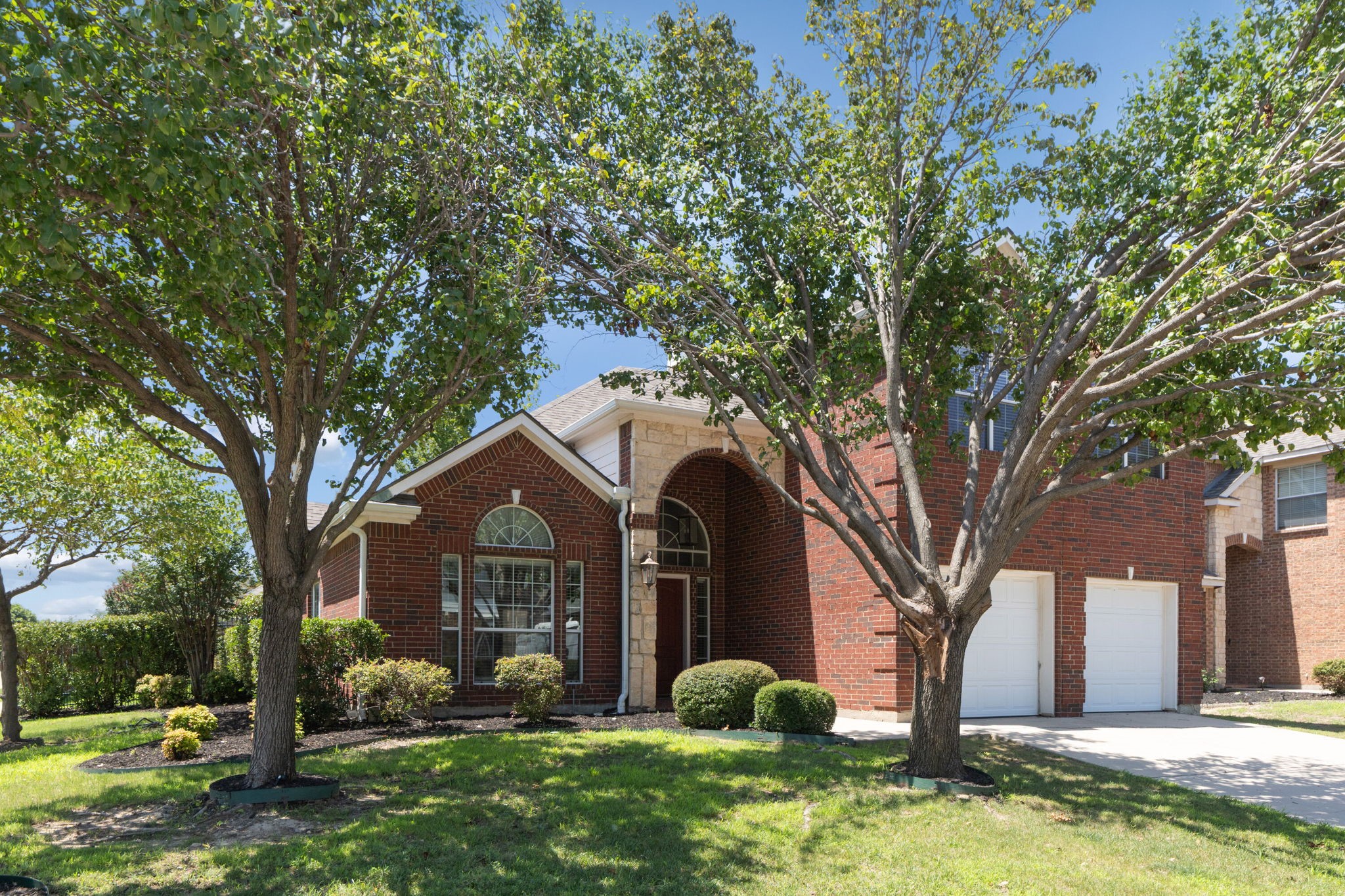 11901 Summerwind Drive