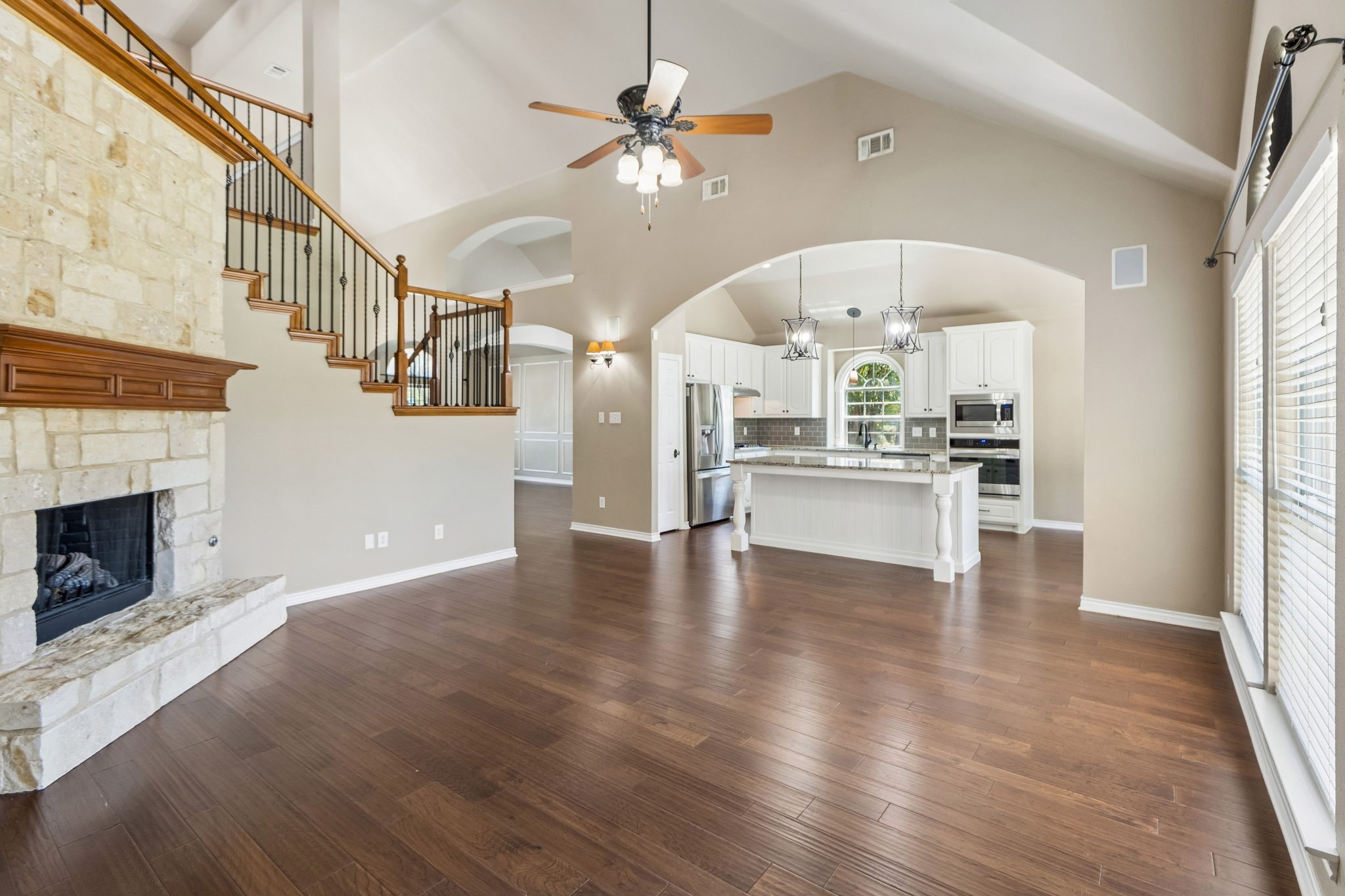 11901 Summerwind Drive