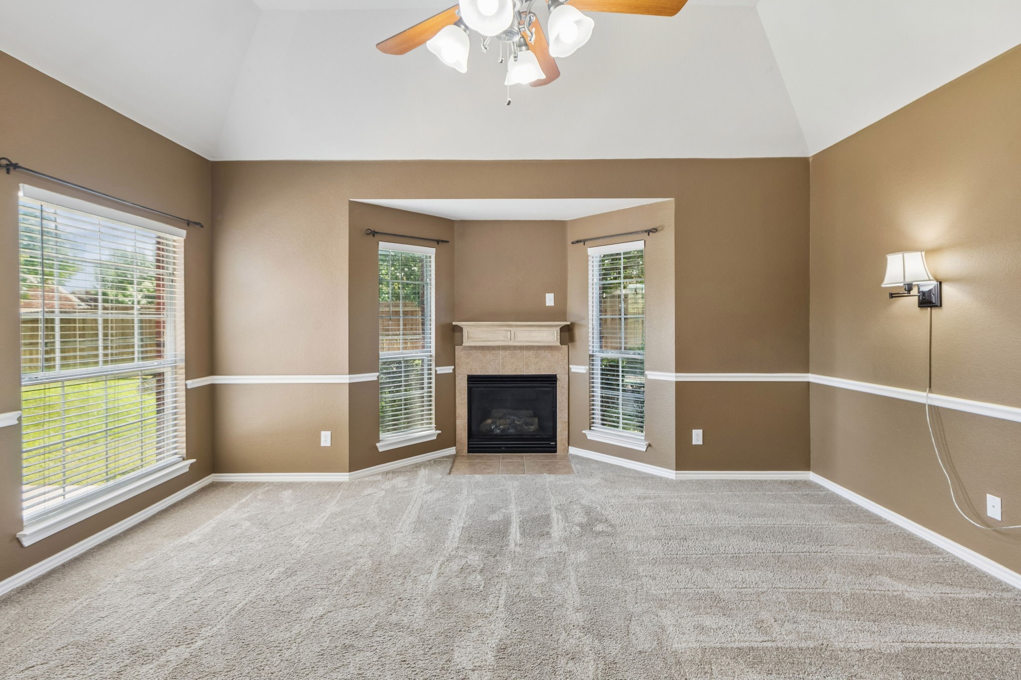 11901 Summerwind Drive