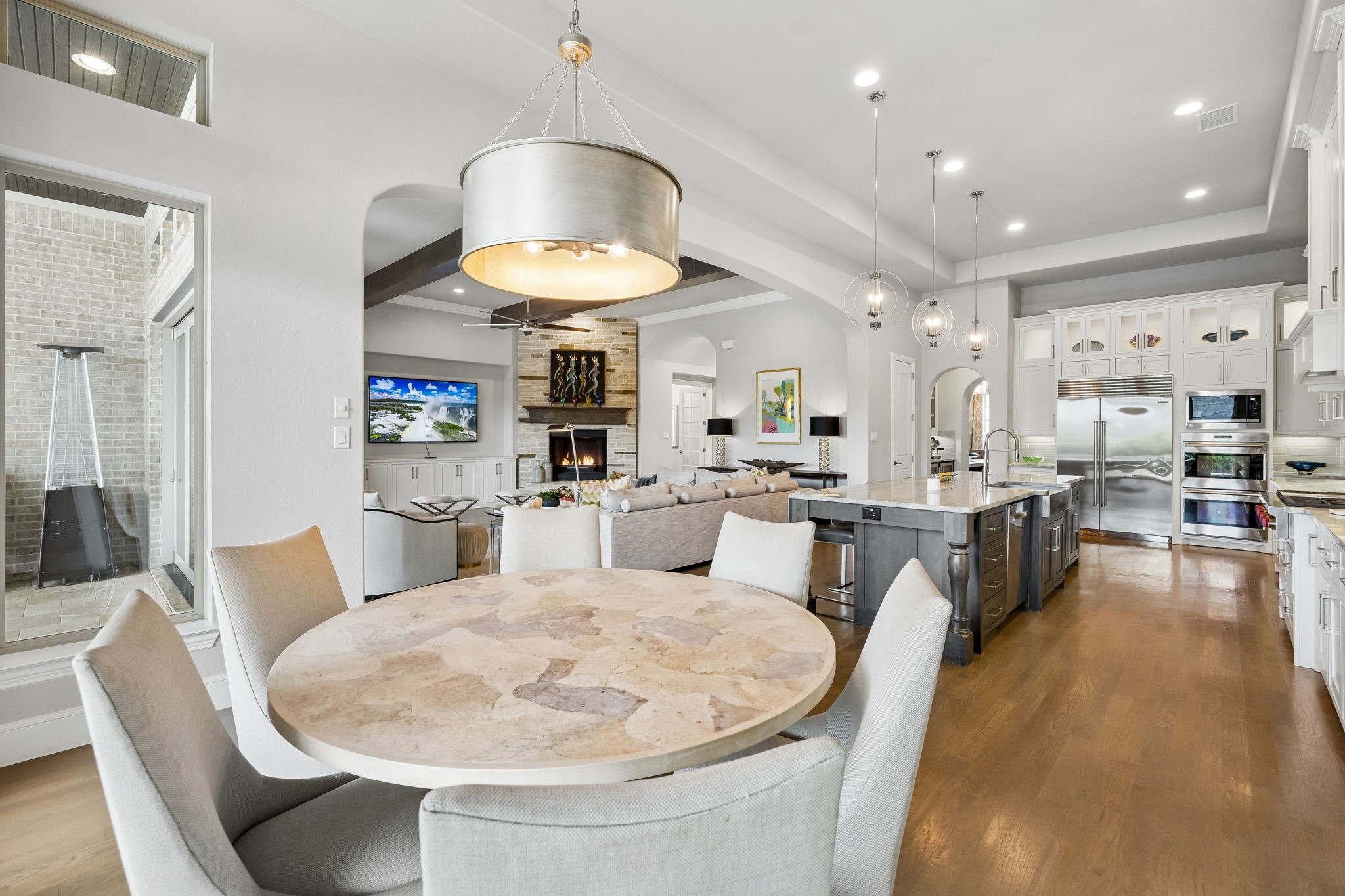 1009 Hampton Manor Way