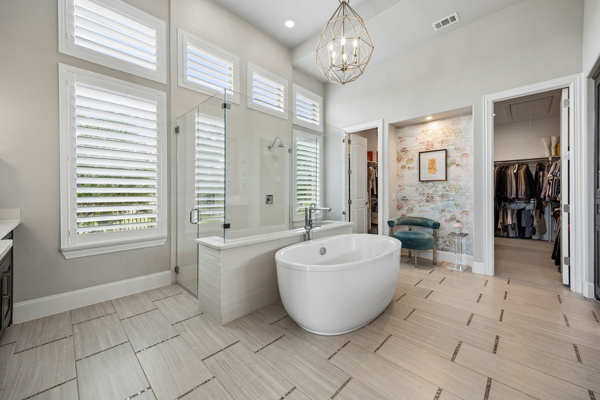 1009 Hampton Manor Way