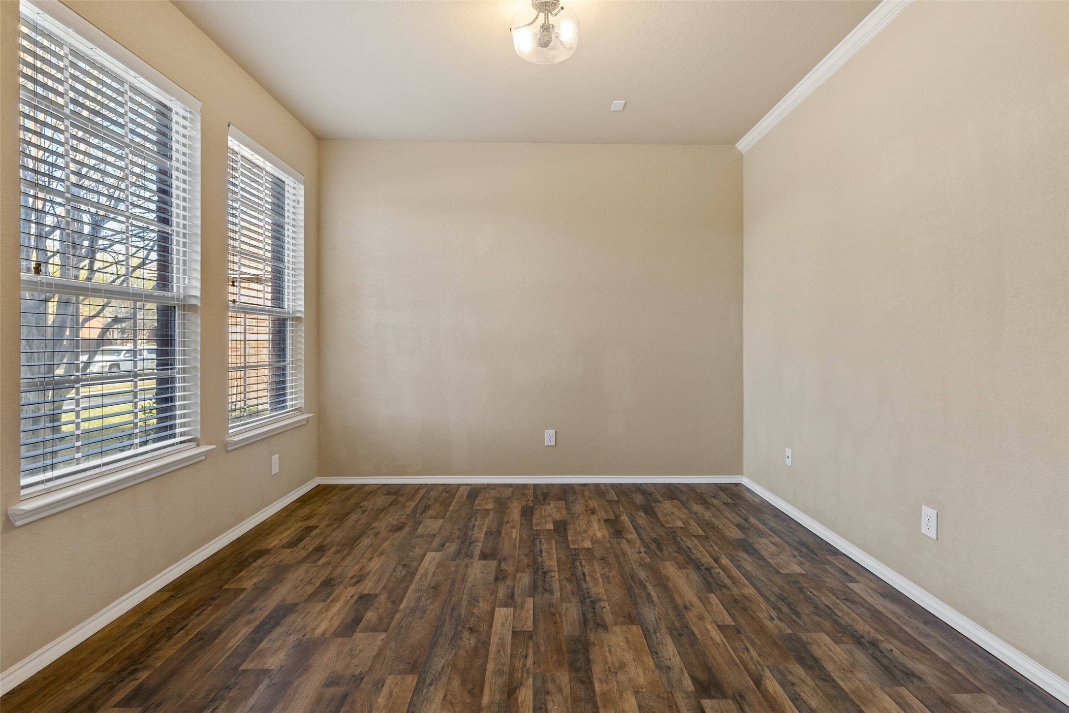 504 Teal Lane