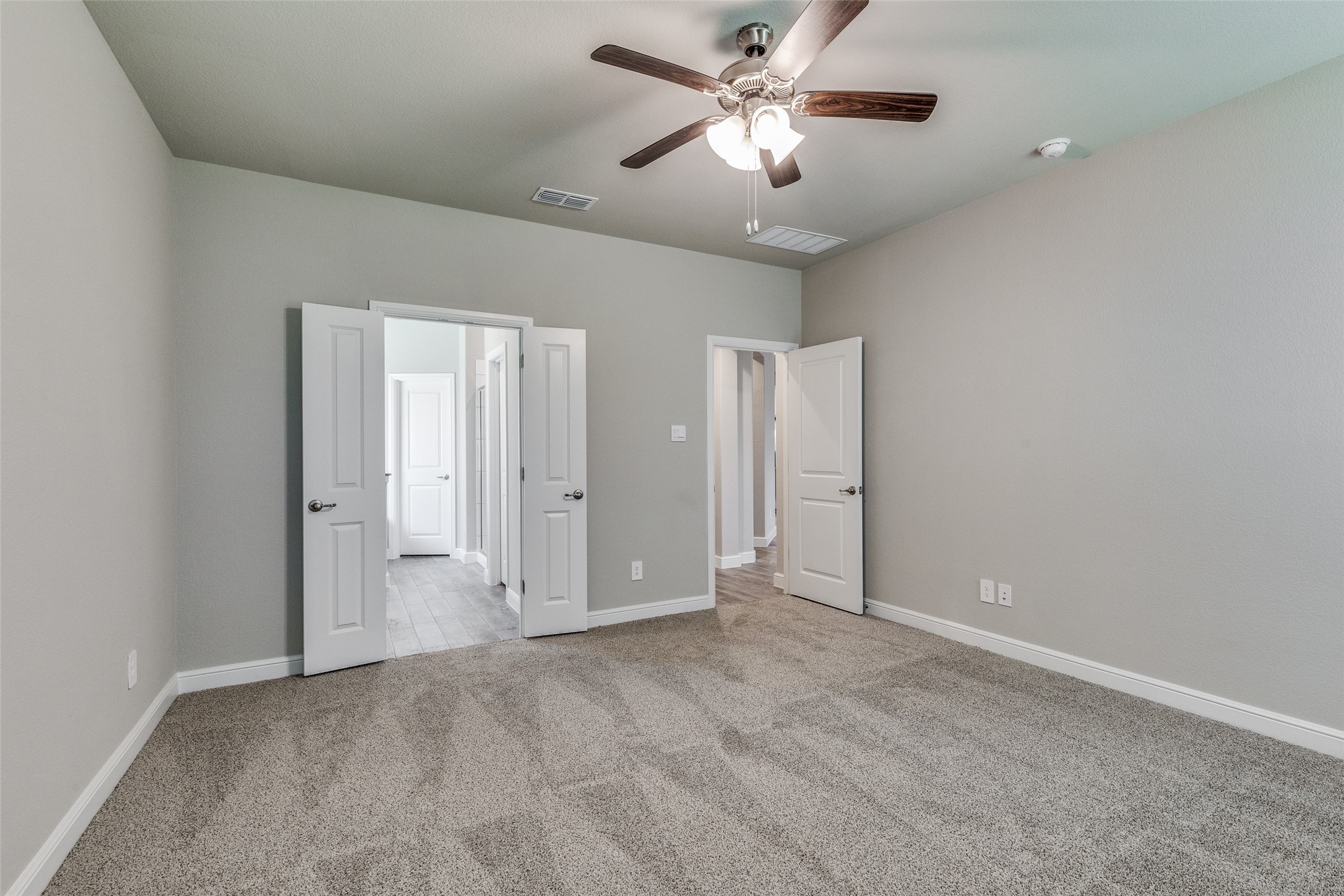1101 Southwark Drive