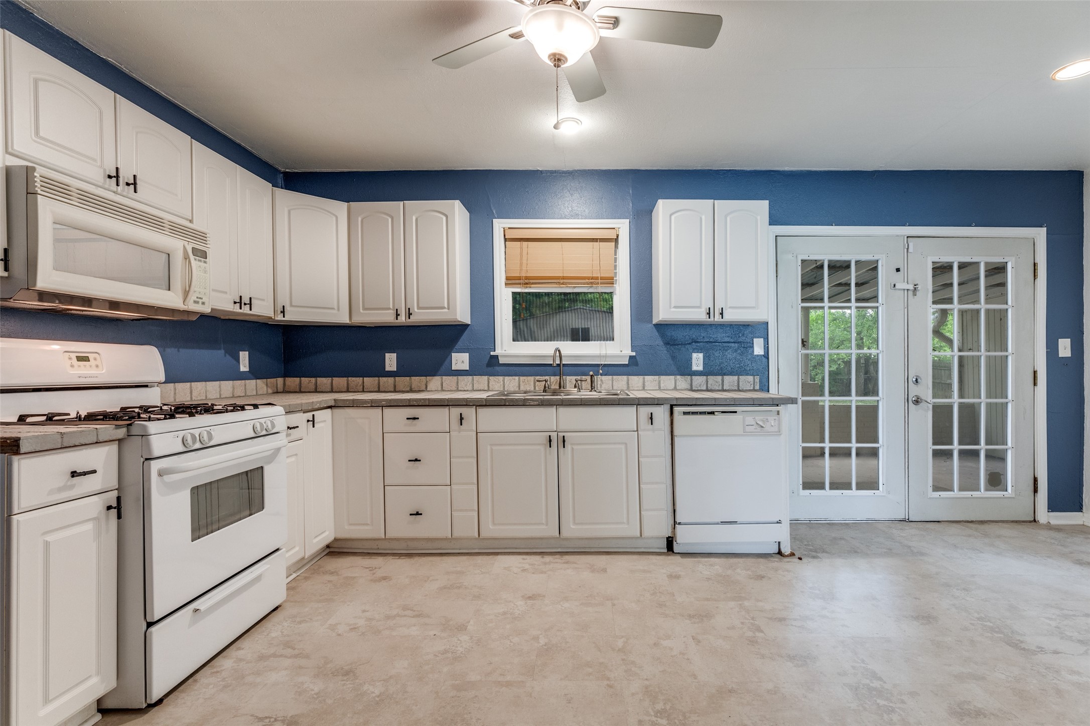 5901 Circular Drive