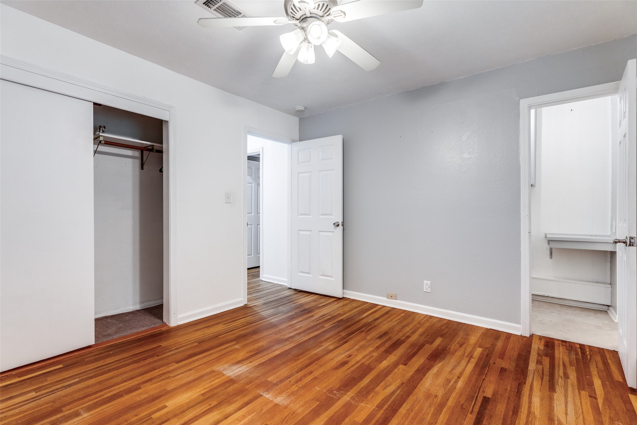 5901 Circular Drive