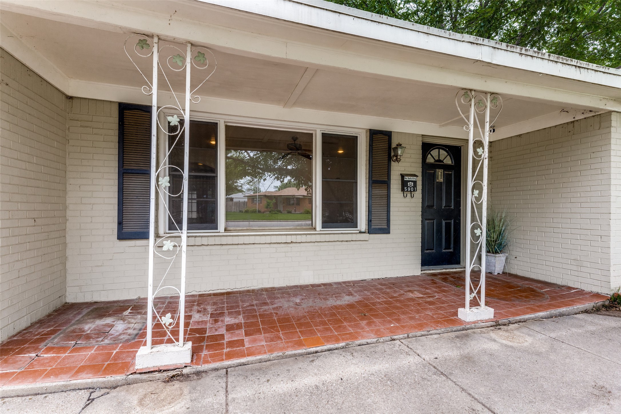 5901 Circular Drive