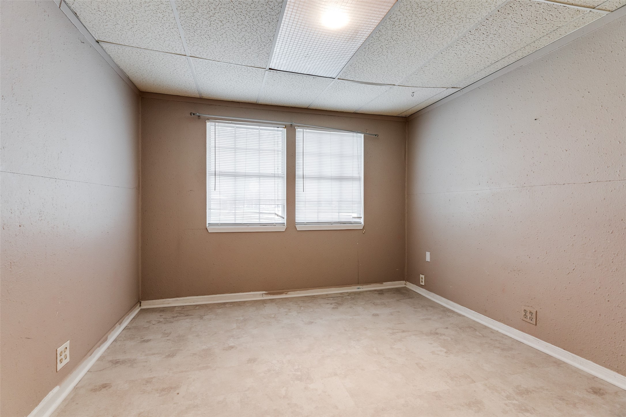 5901 Circular Drive