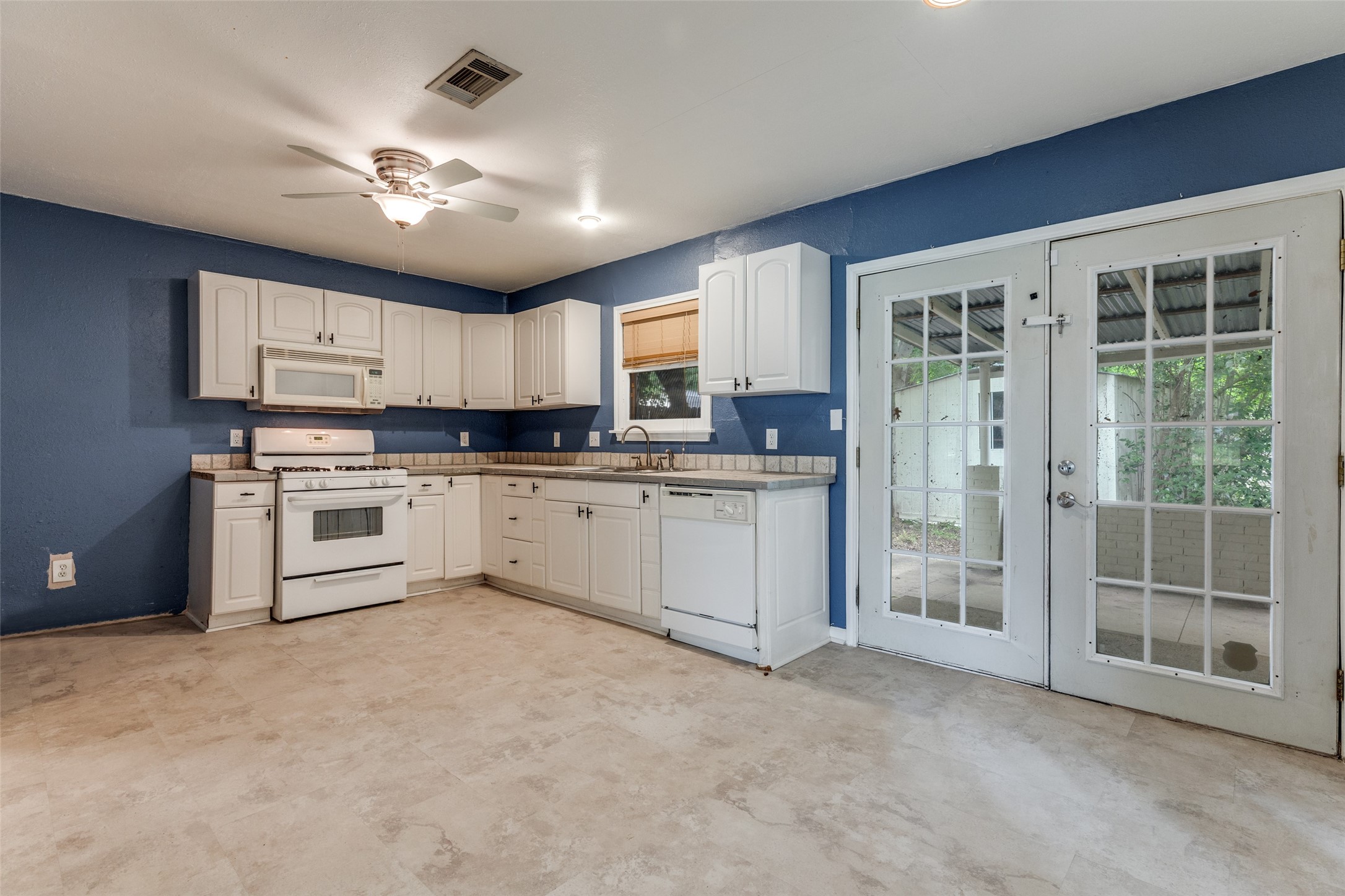5901 Circular Drive