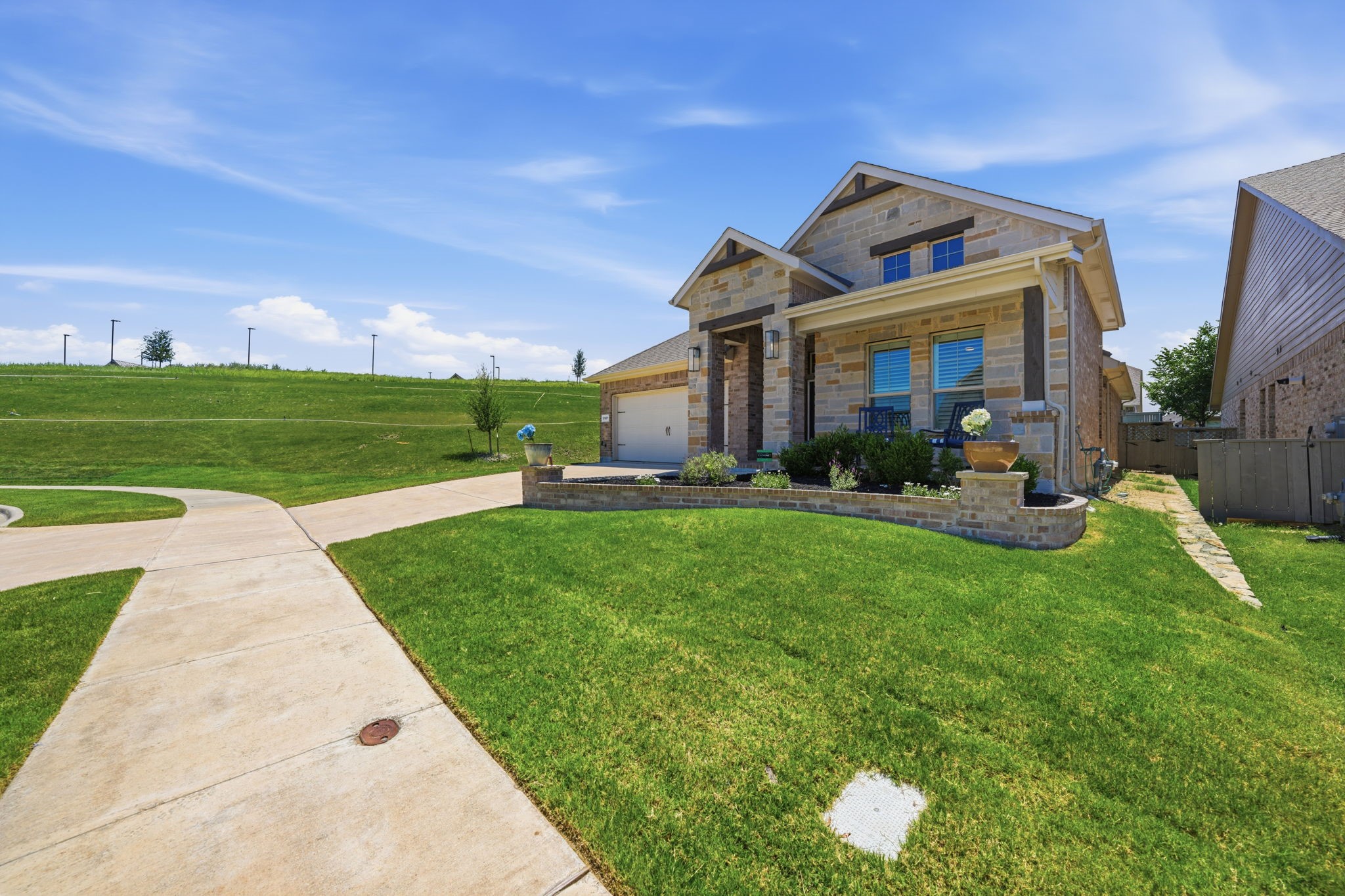 2301 Mockingbird Court