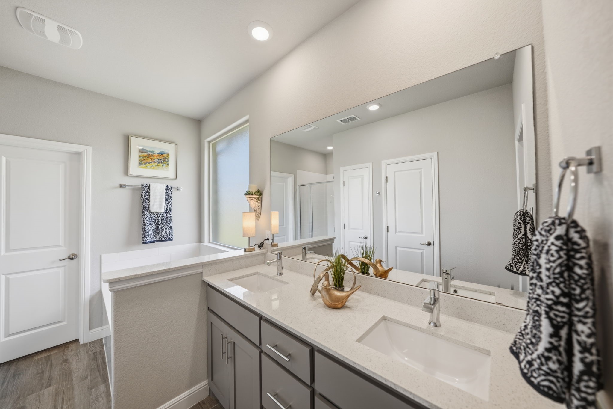 2301 Mockingbird Court