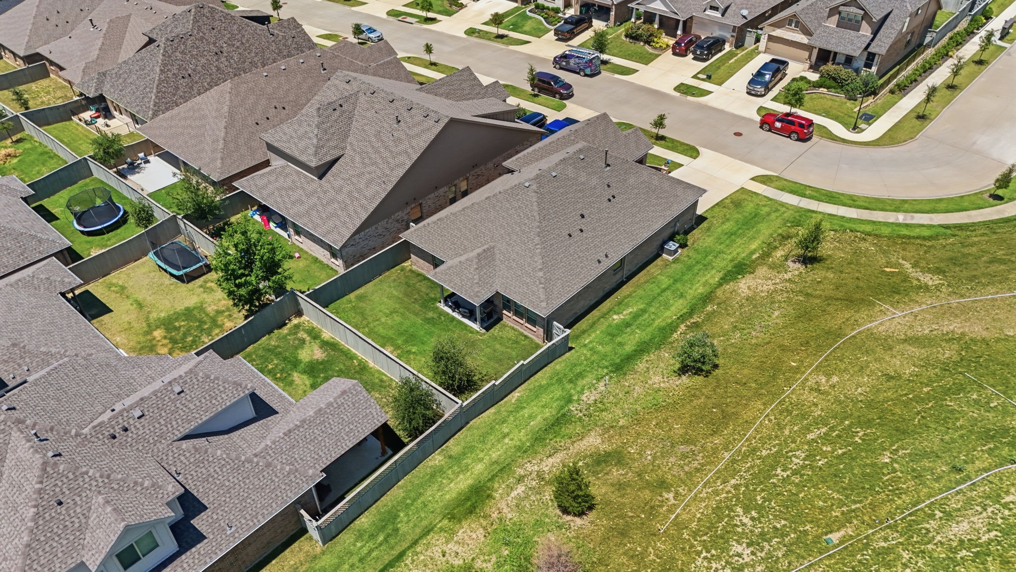 2301 Mockingbird Court