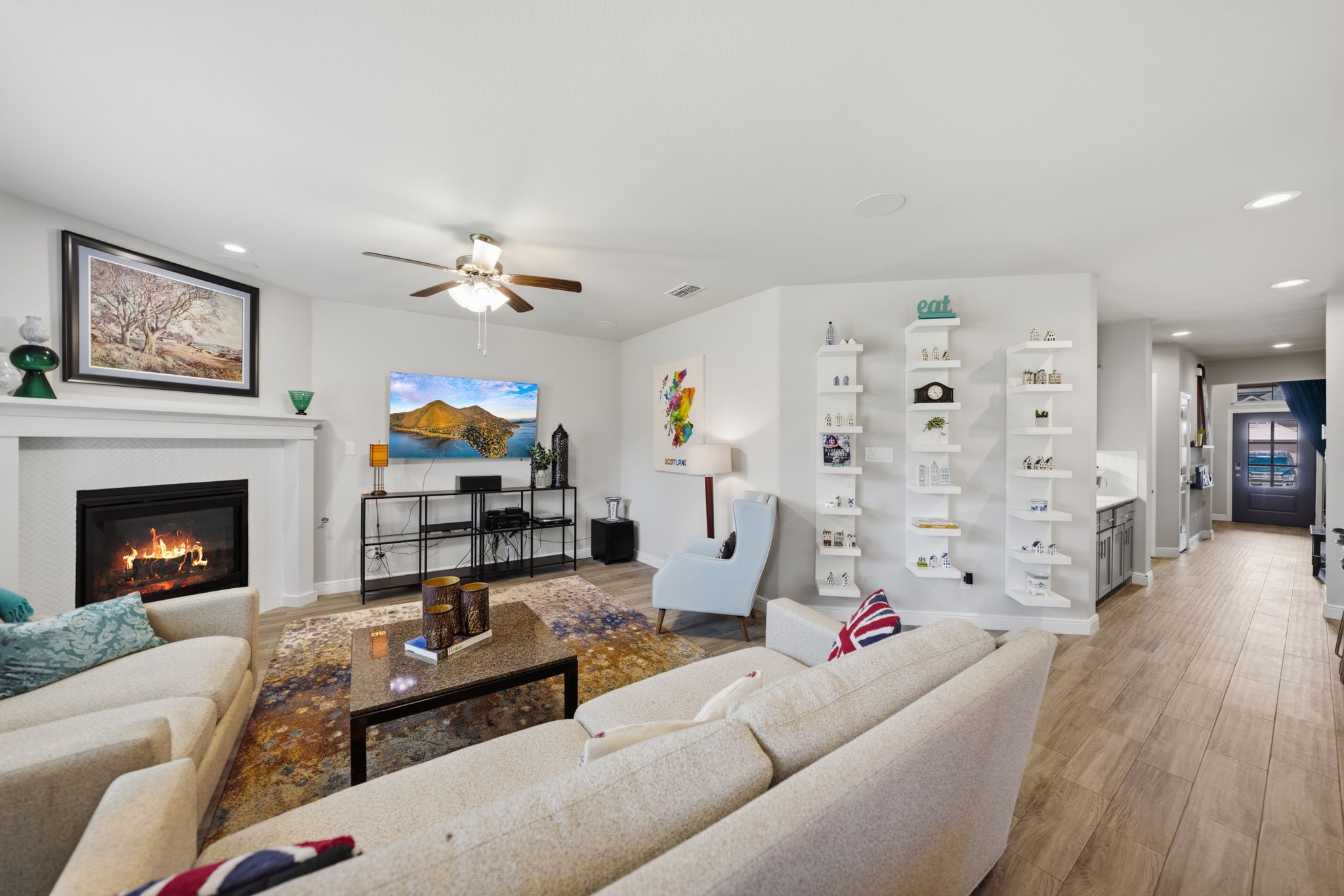 2301 Mockingbird Court