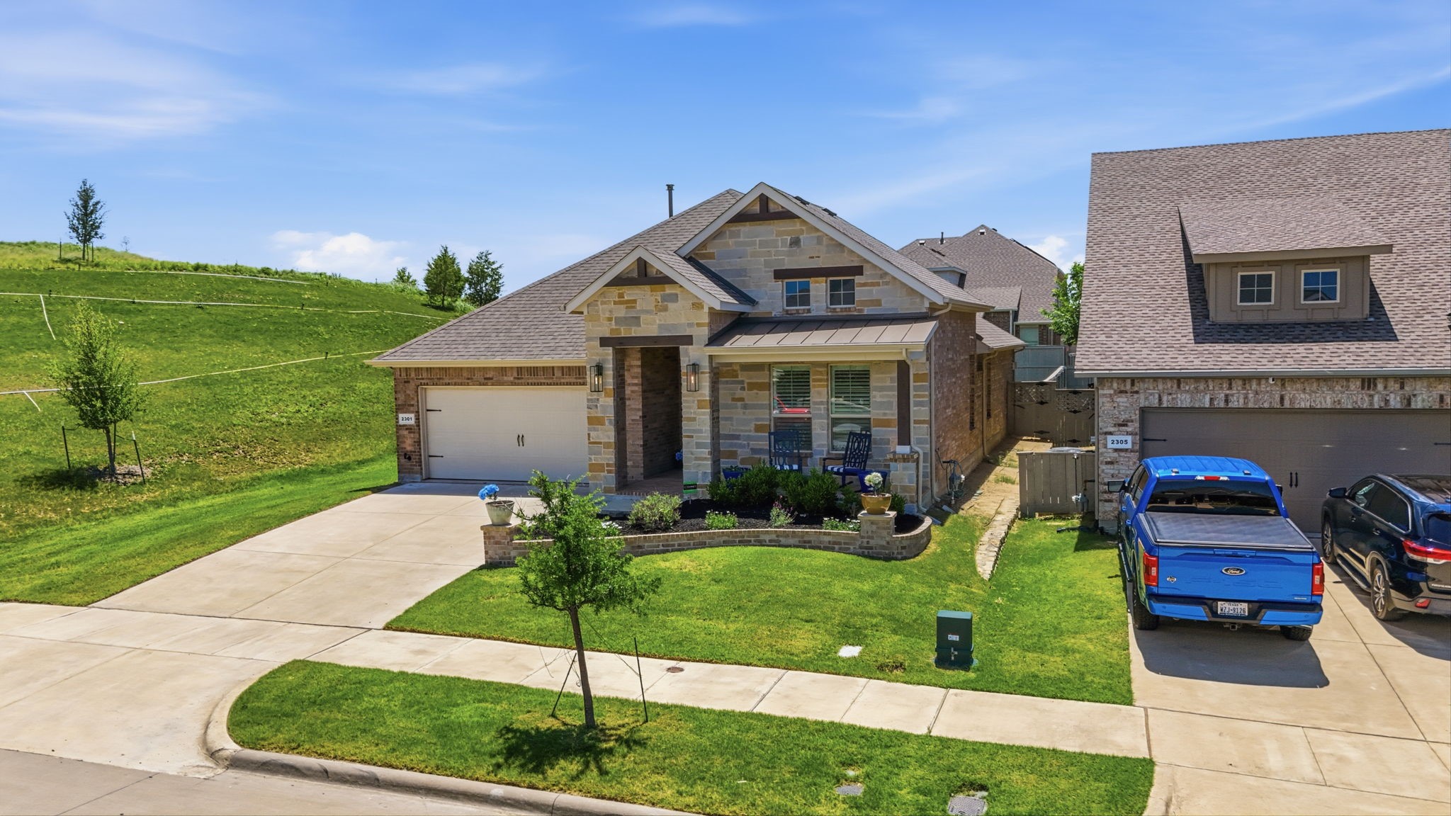 2301 Mockingbird Court