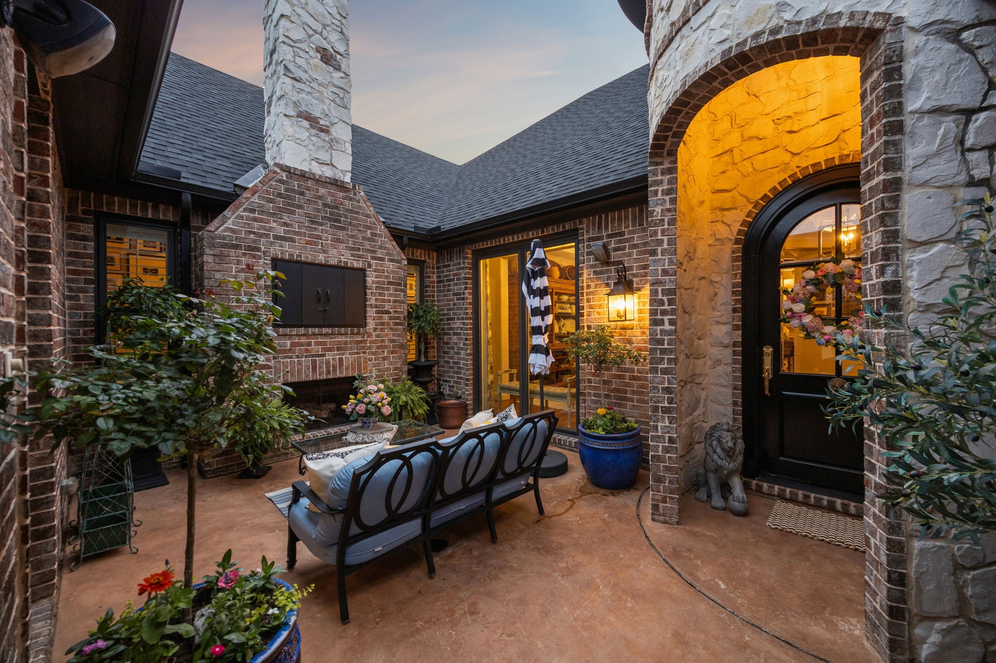 105 Eagles Peak Lane