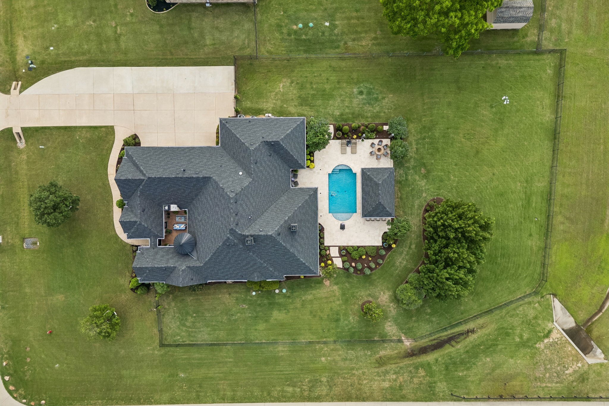 105 Eagles Peak Lane