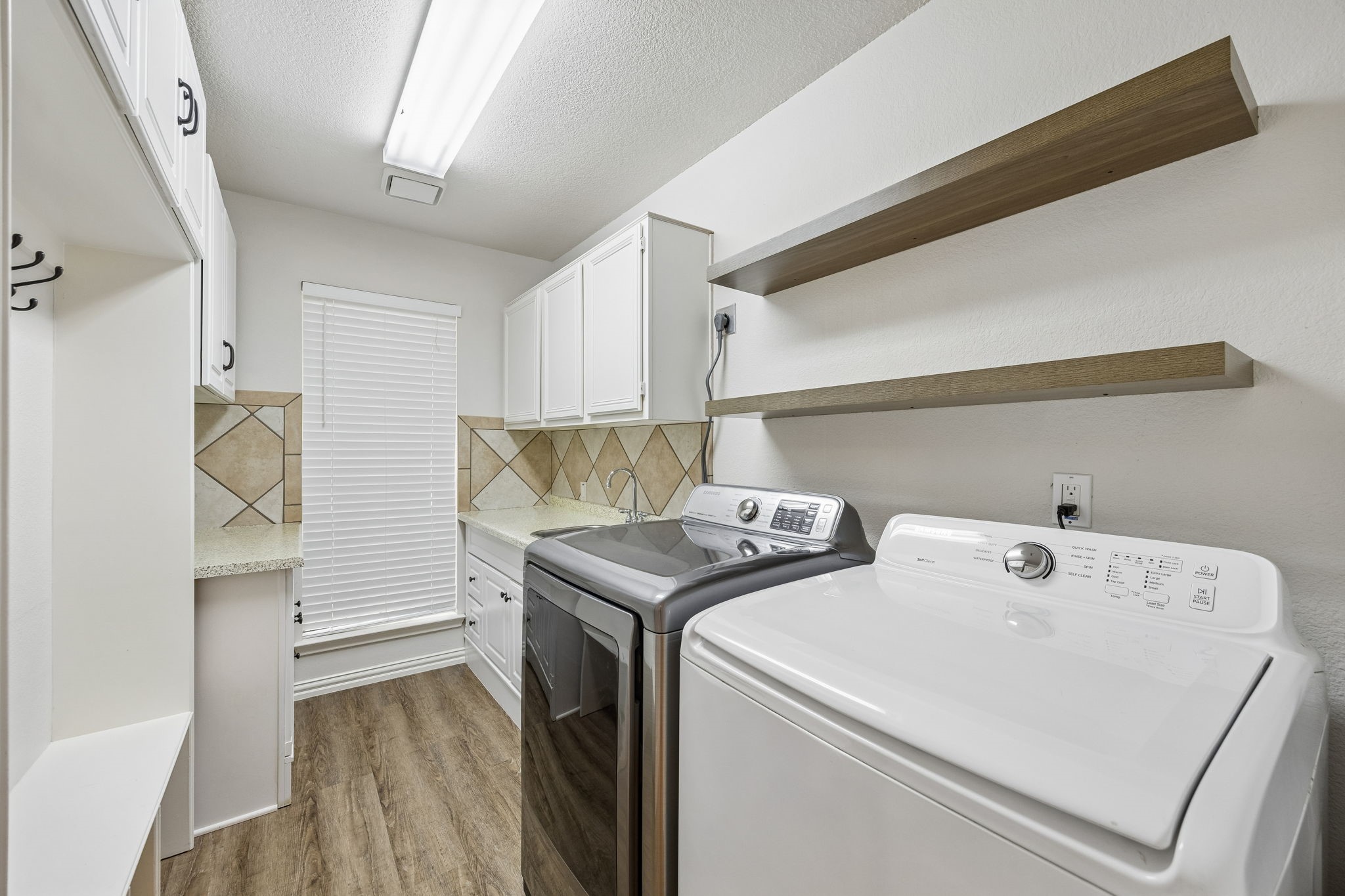 2121 Brentcove Drive