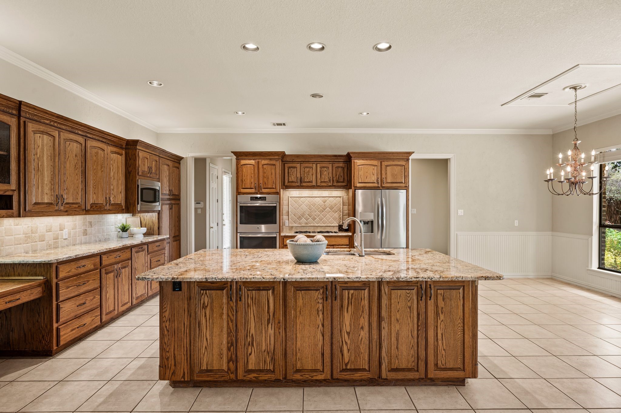 1111 Calais Drive