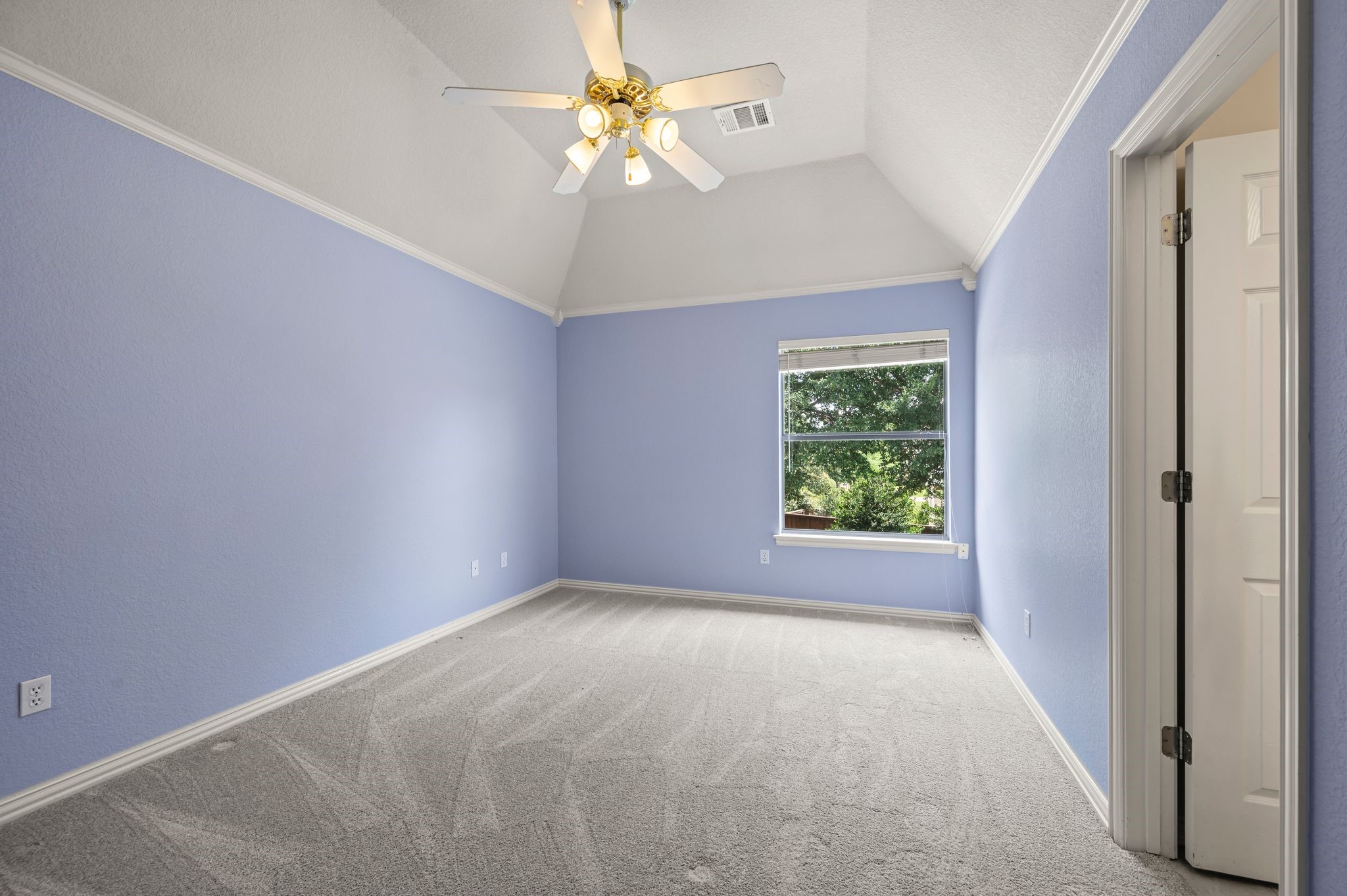 1111 Calais Drive