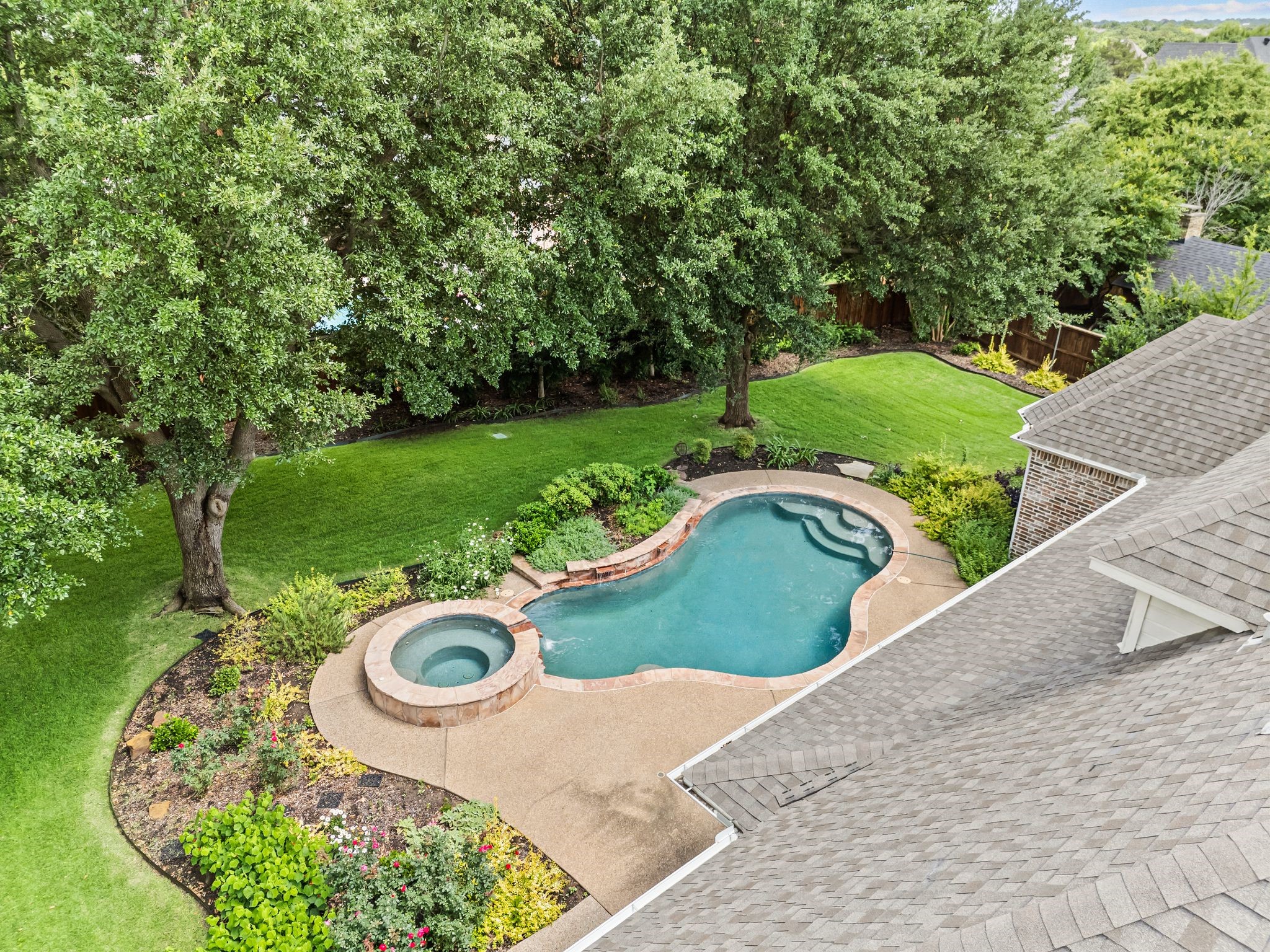 1111 Calais Drive